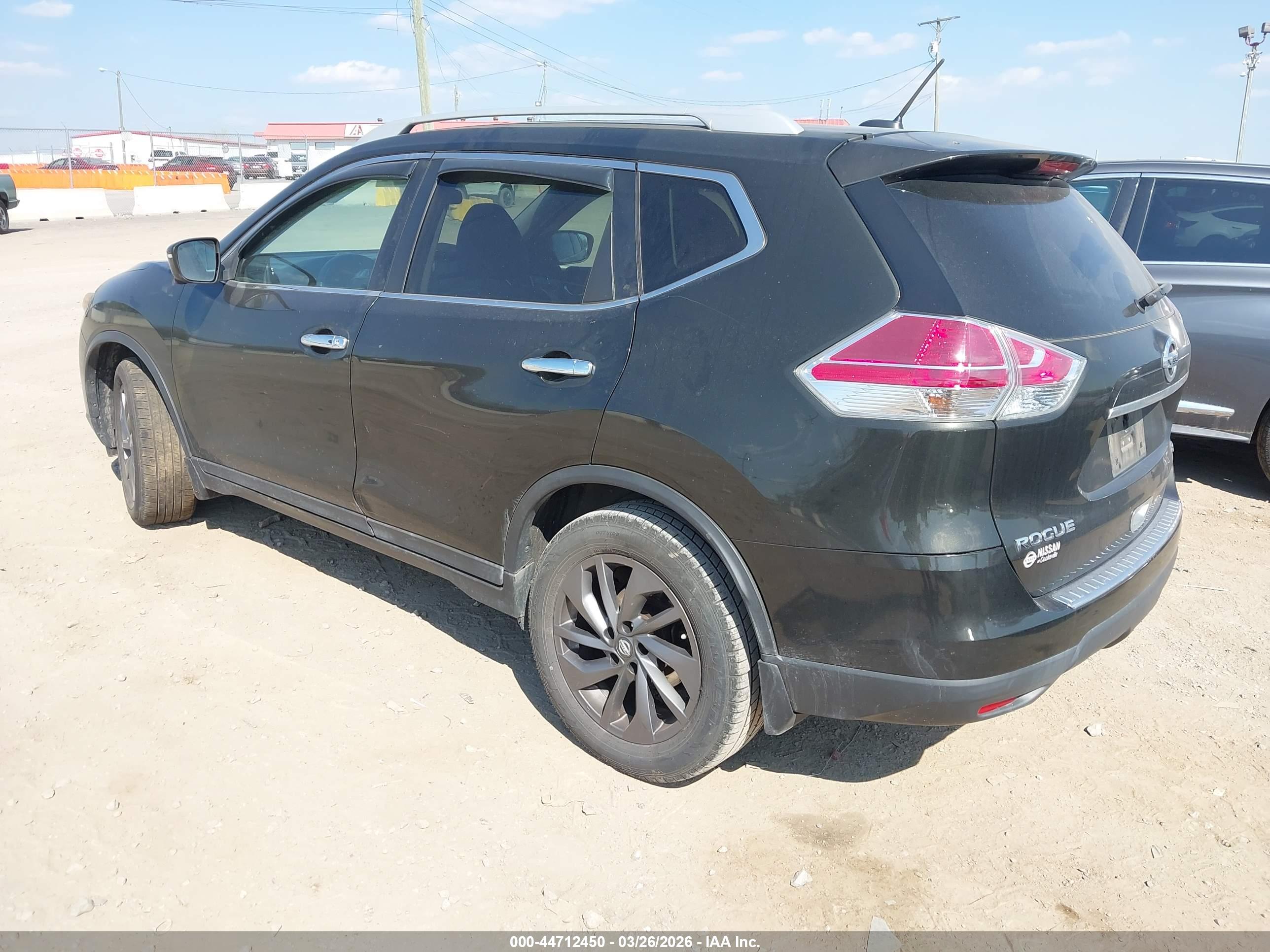 NISSAN ROGUE image 3