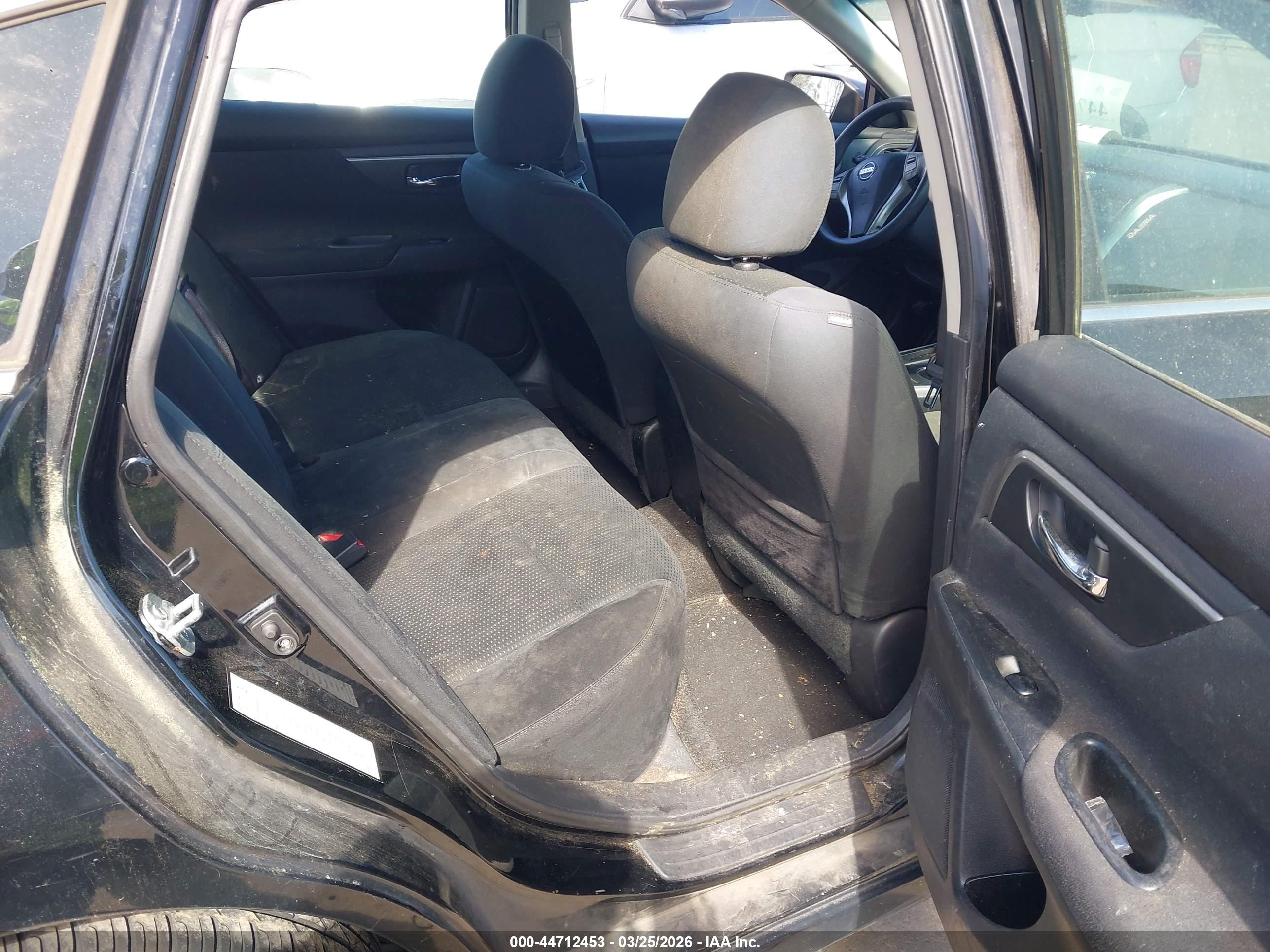 NISSAN ALTIMA image 8