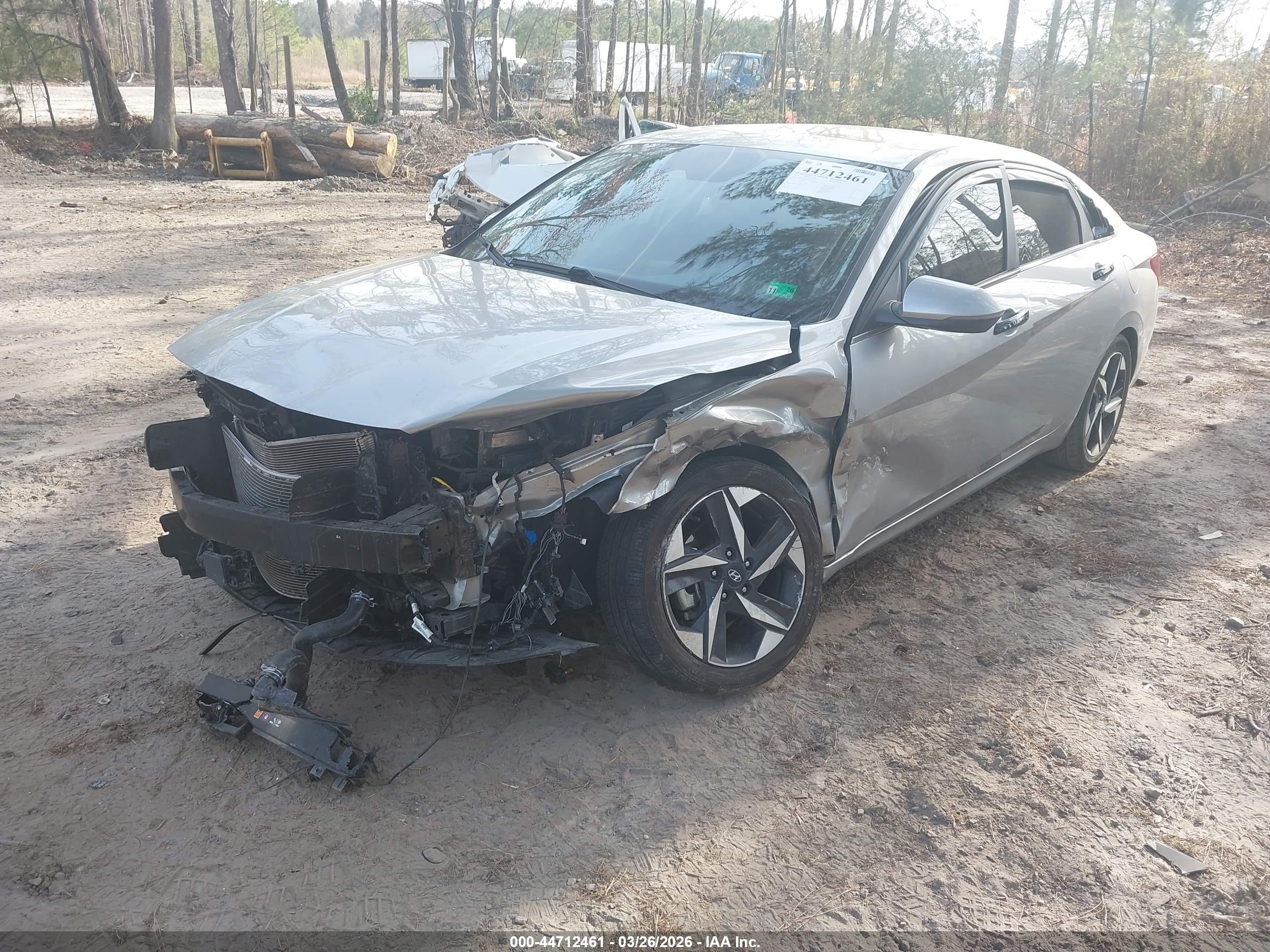 HYUNDAI ELANTRA image 2