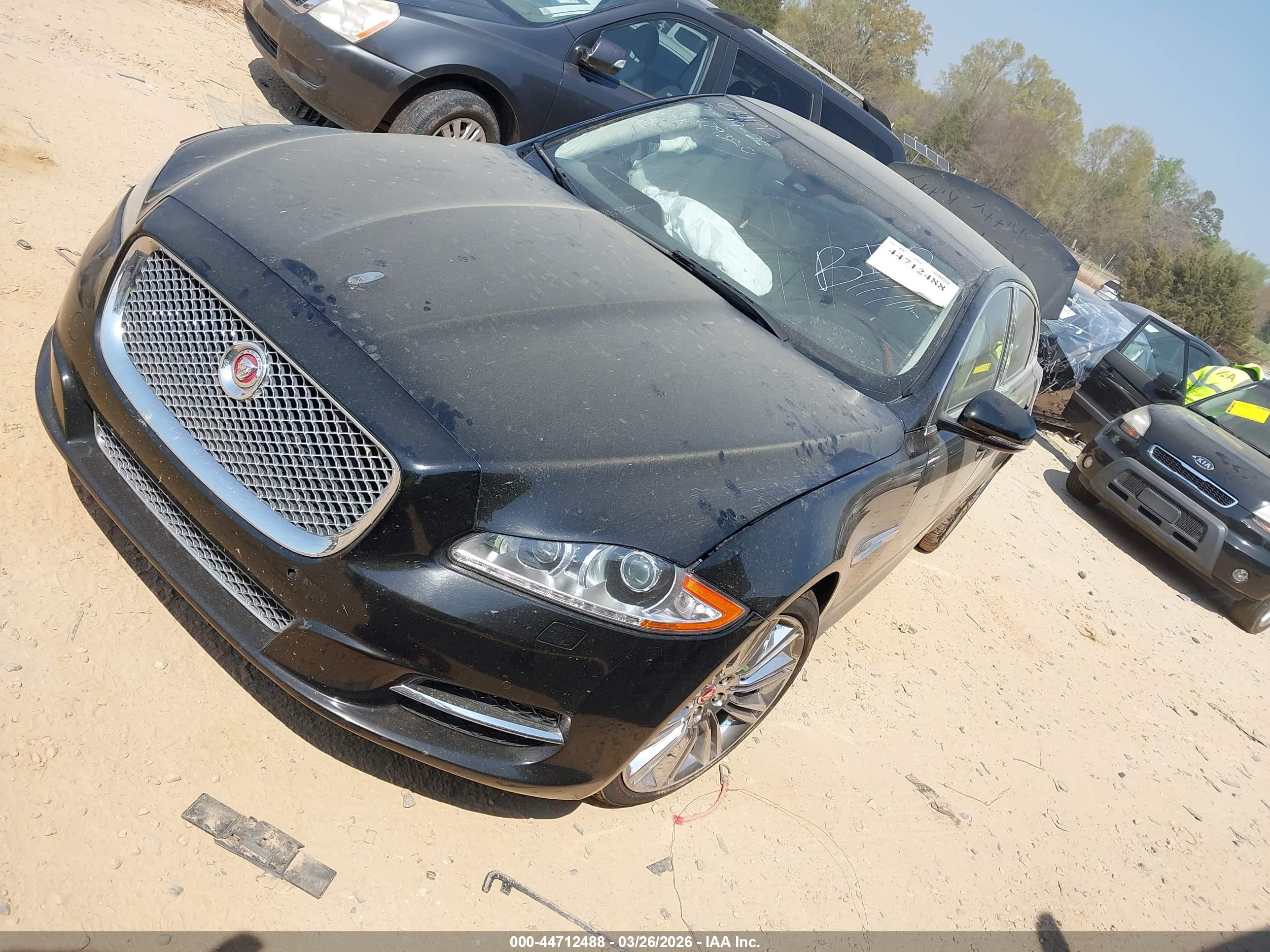 JAGUAR XJ image 2