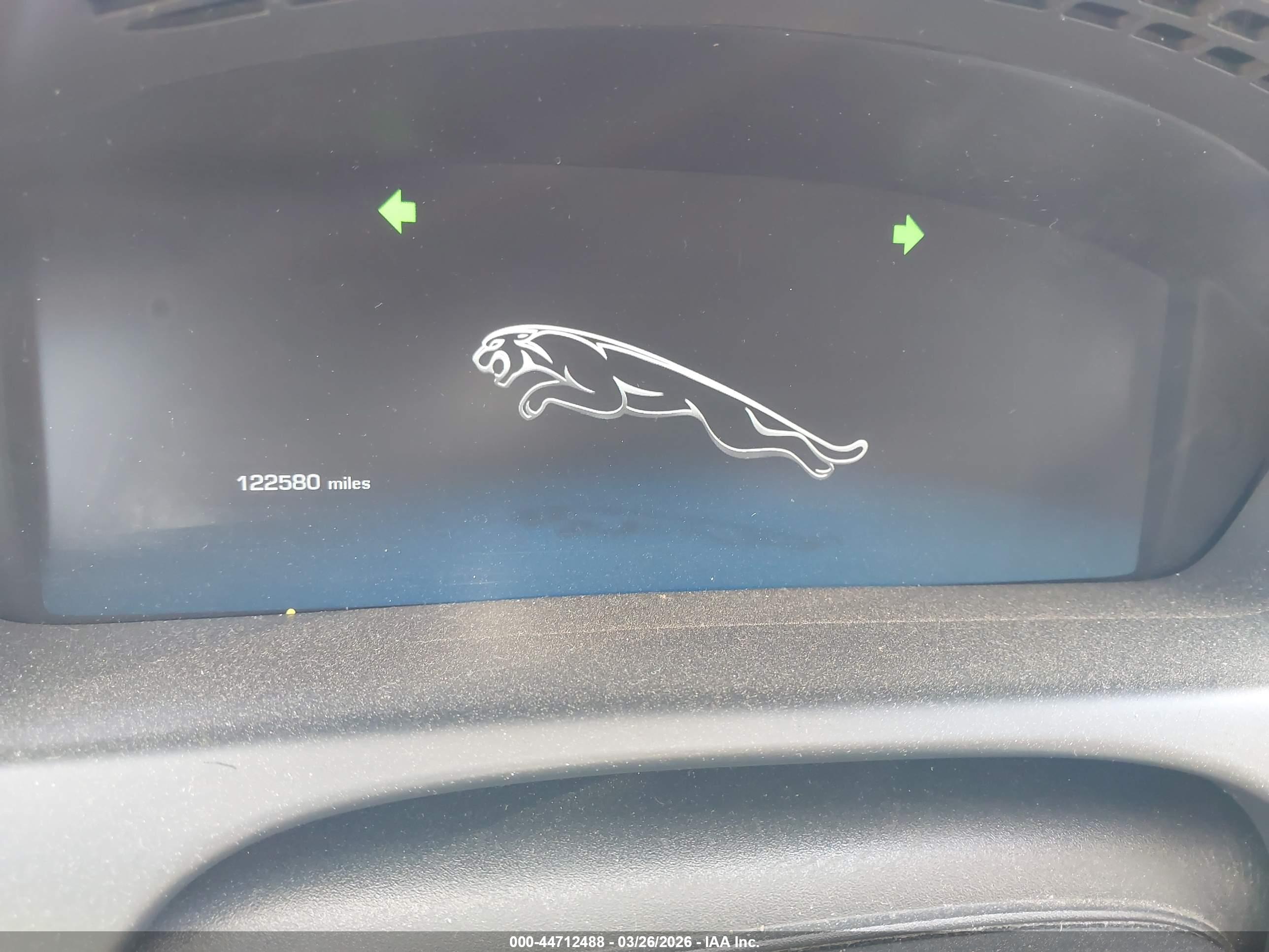 JAGUAR XJ image 7