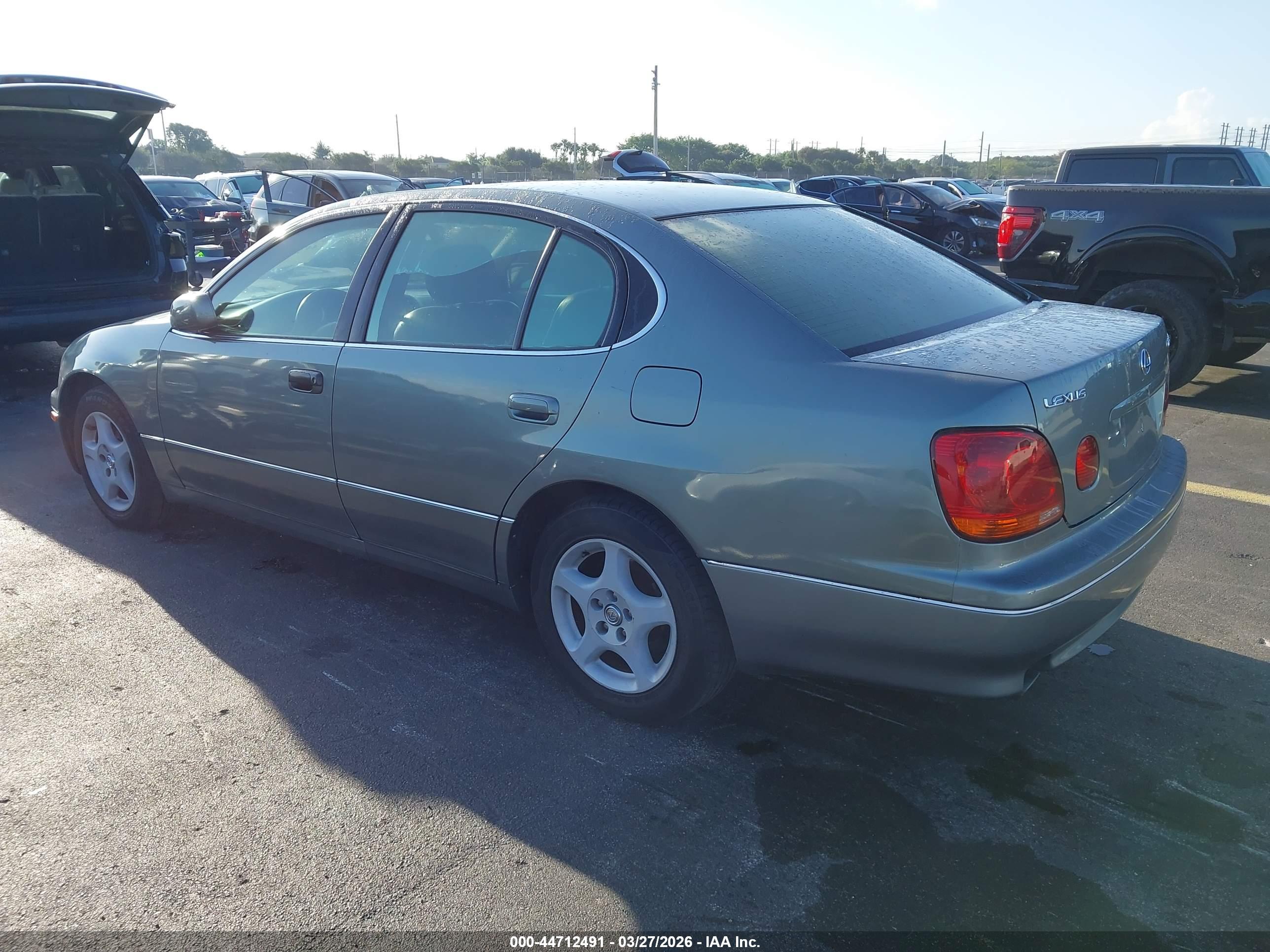 LEXUS GS image 3