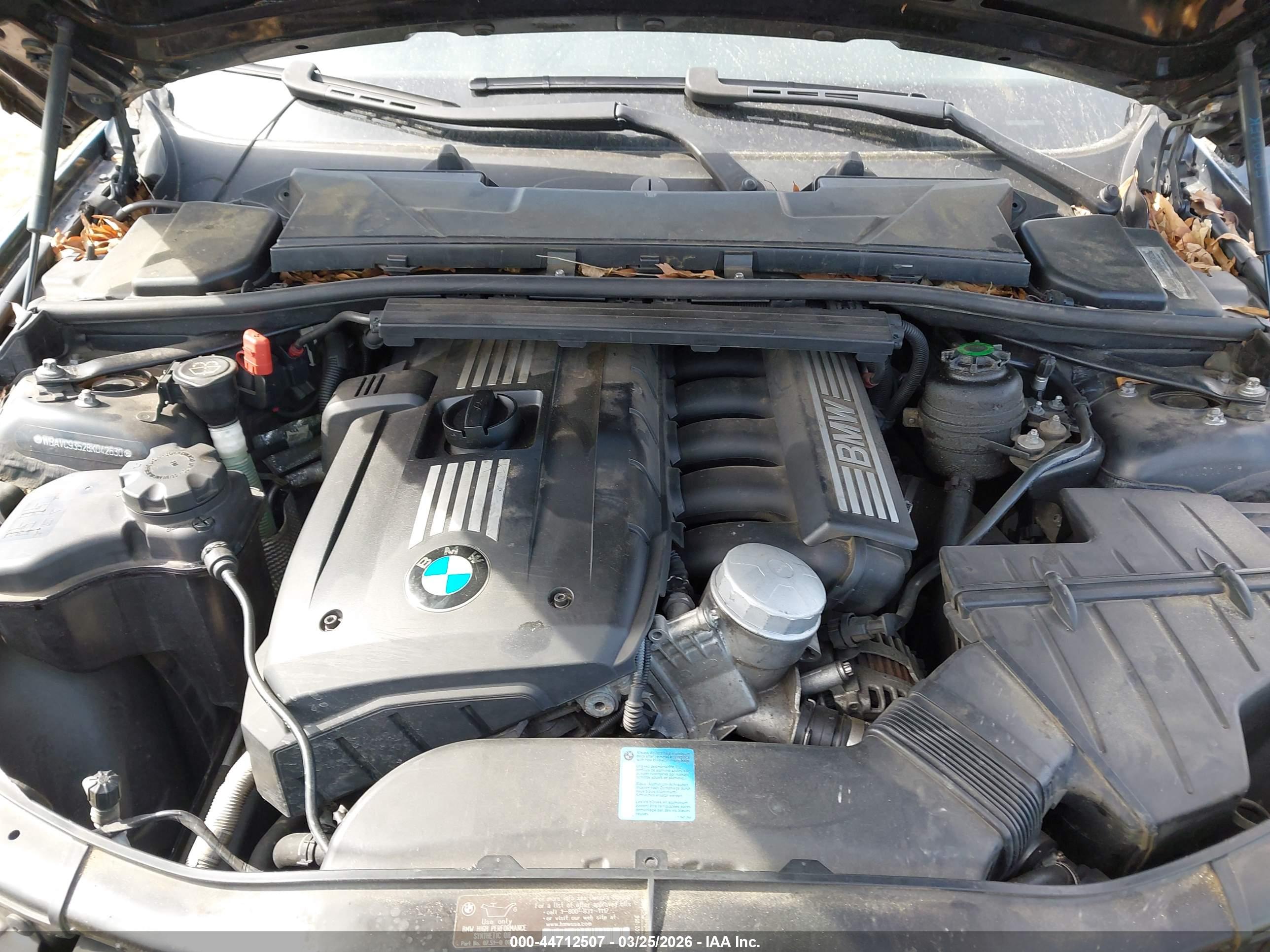 BMW 328XI image 10