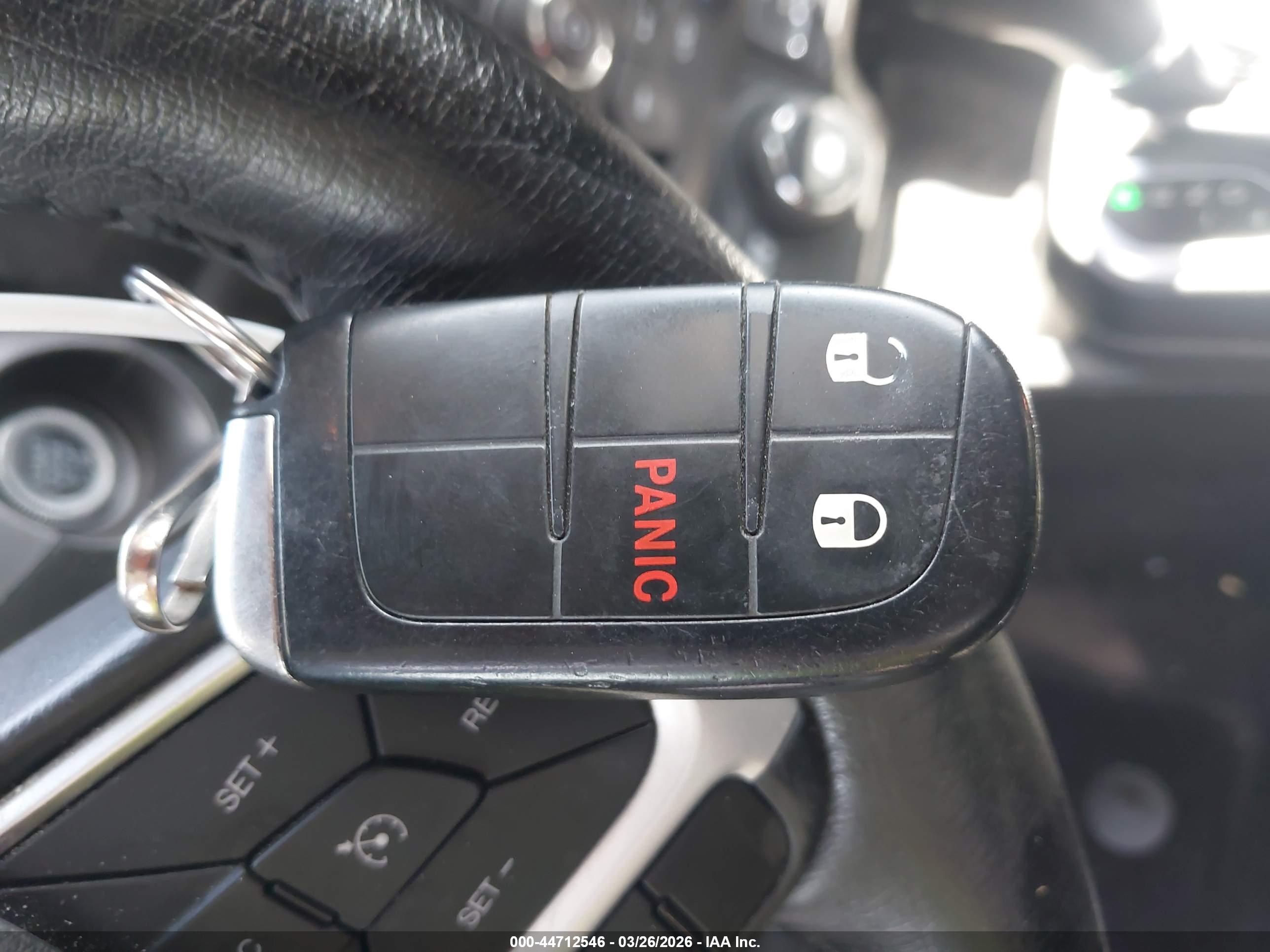 JEEP RENEGADE image 11