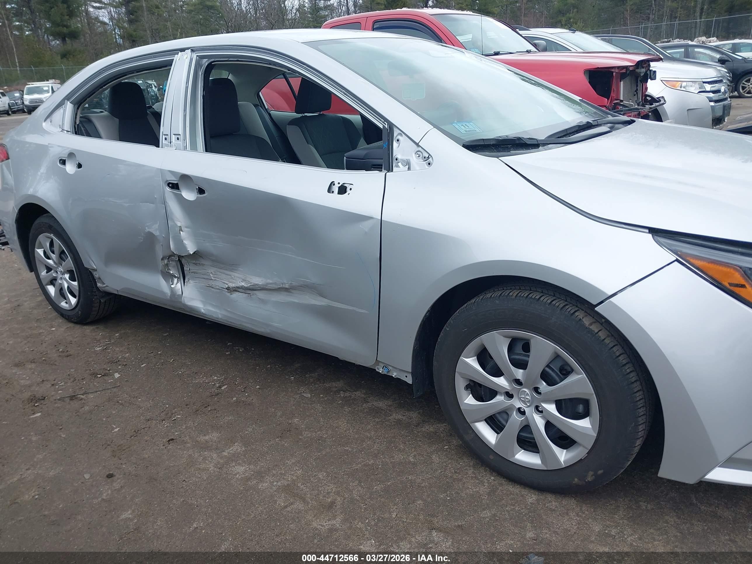 TOYOTA COROLLA image 6