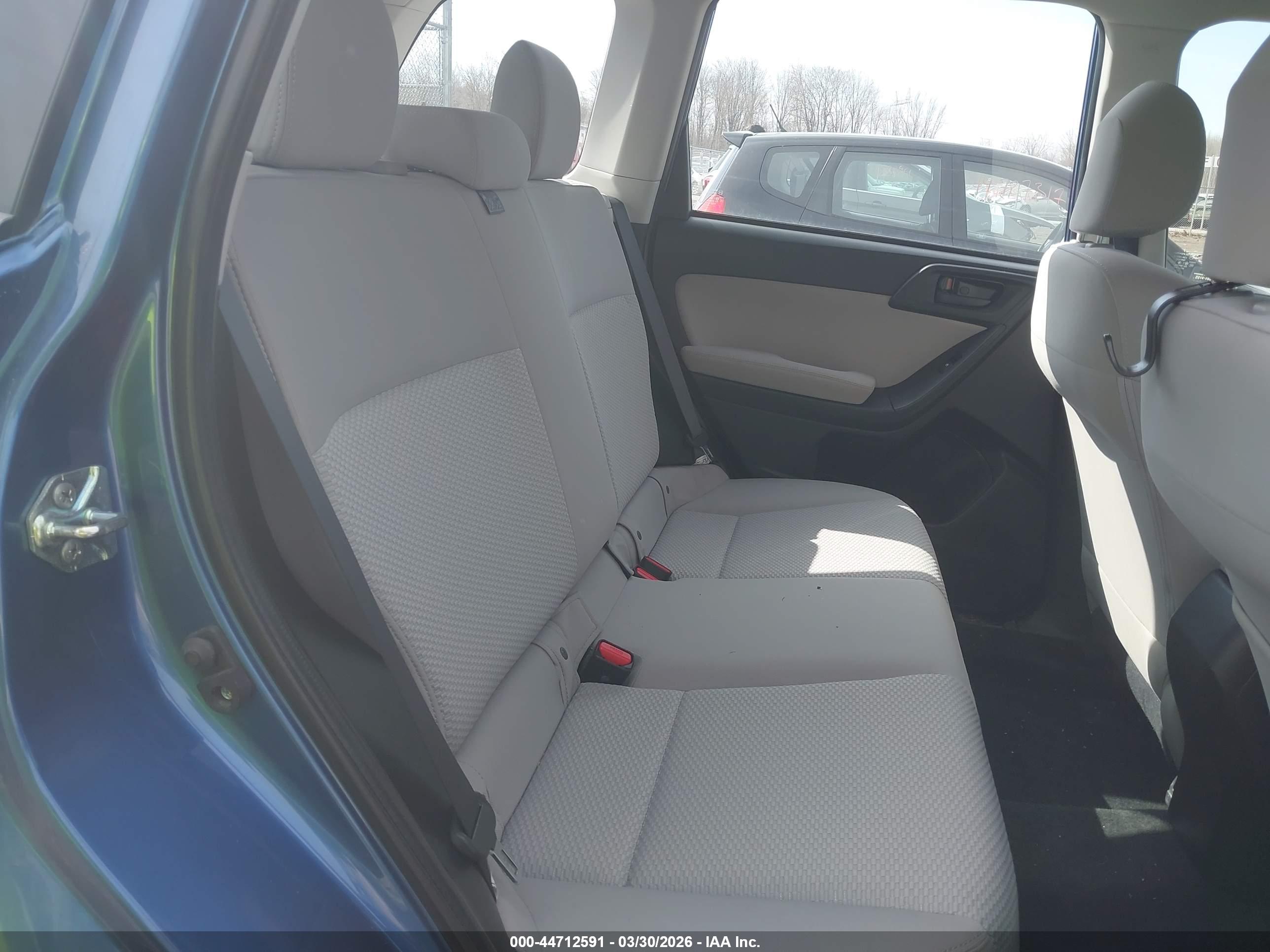 SUBARU FORESTER image 8