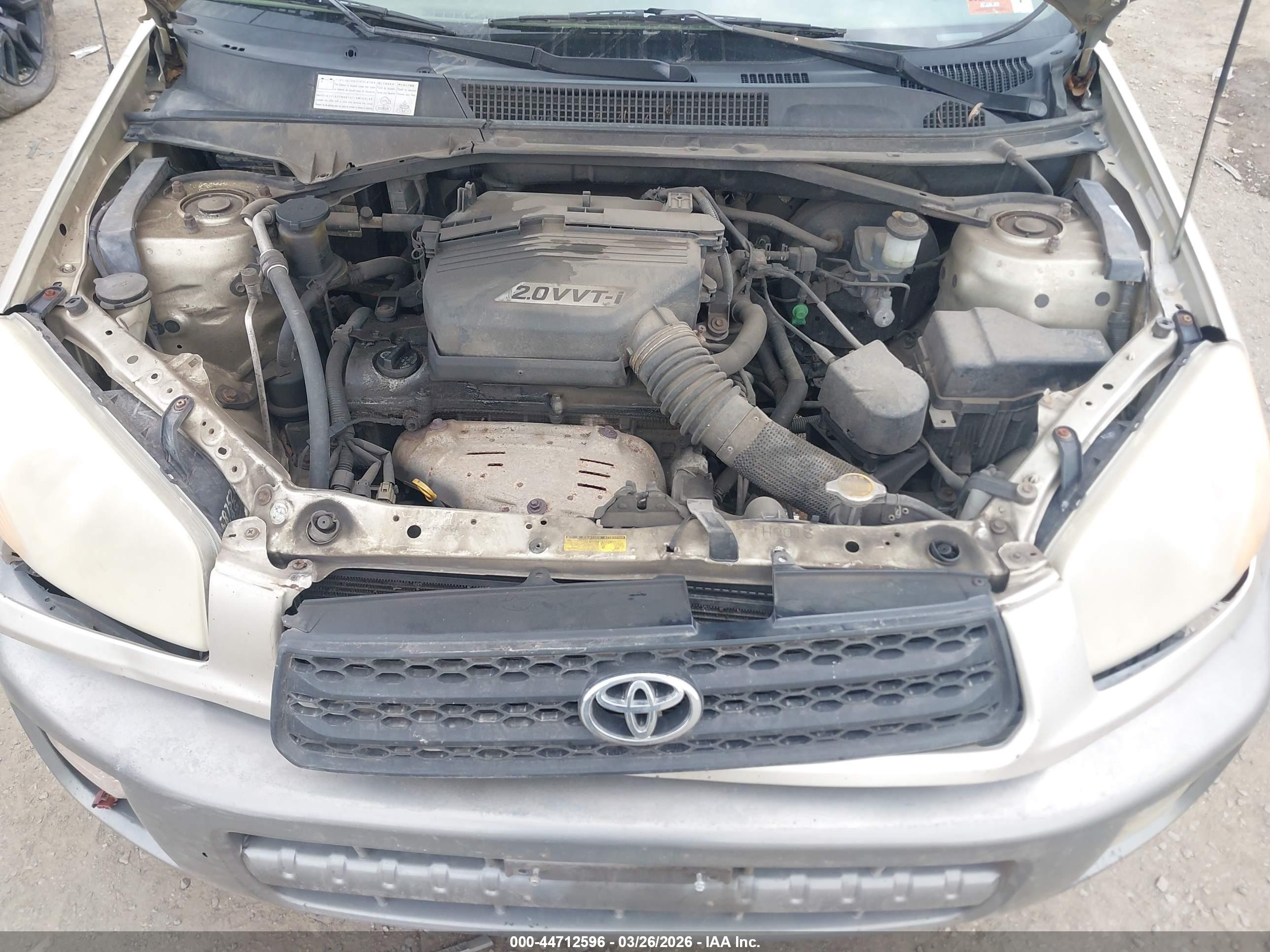 TOYOTA RAV4 image 10