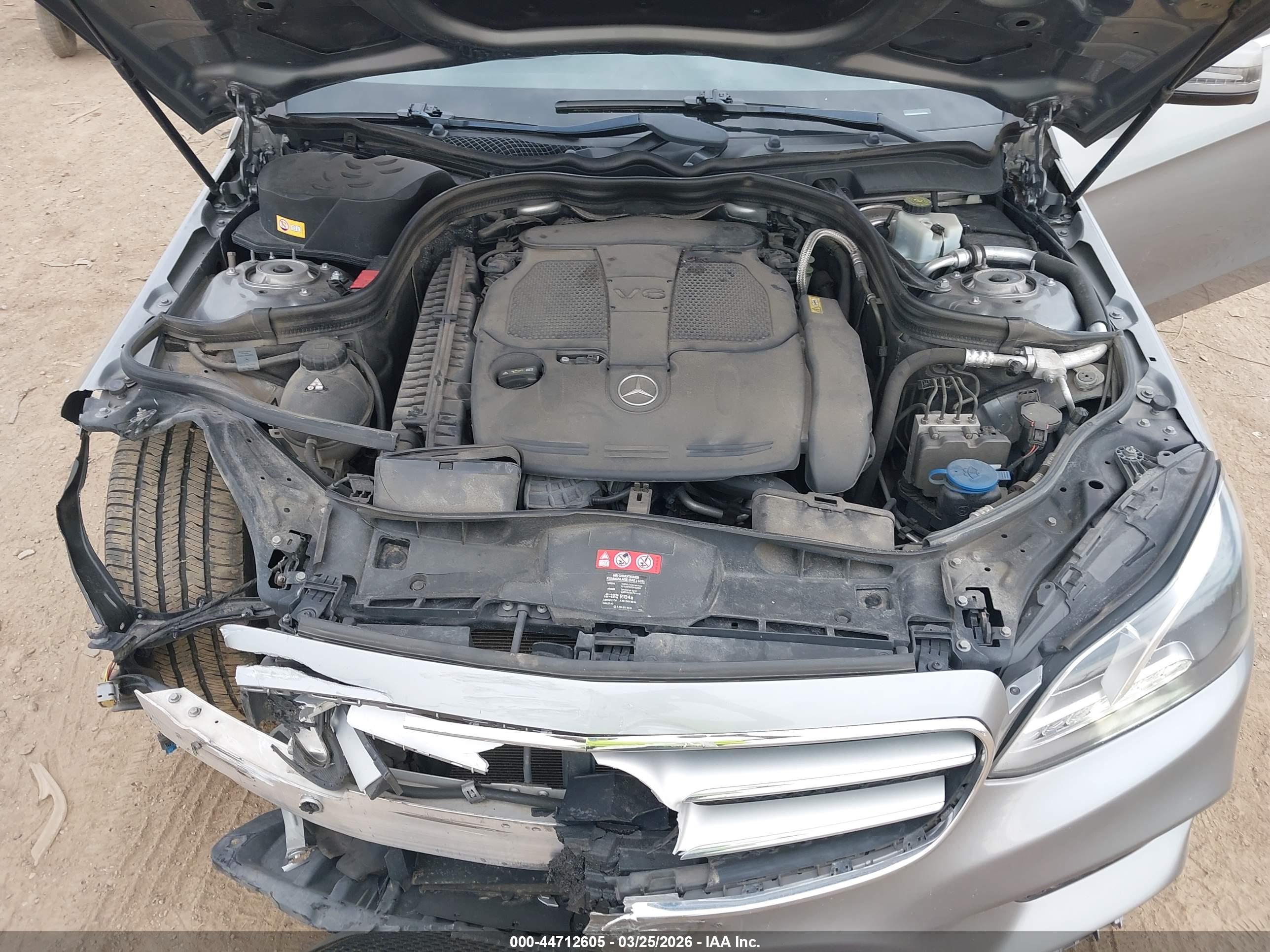 MERCEDES-BENZ E image 10