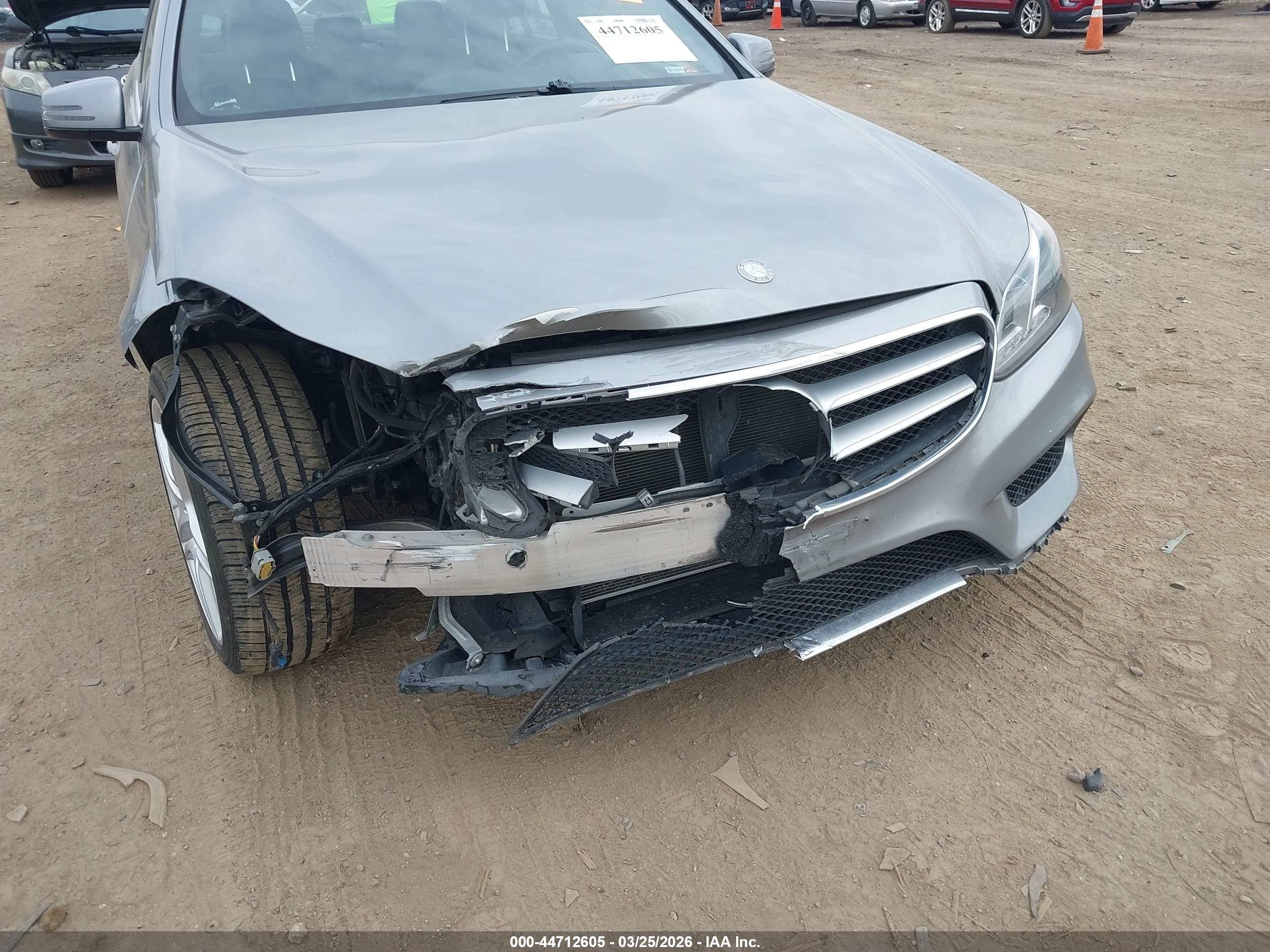 MERCEDES-BENZ E image 6