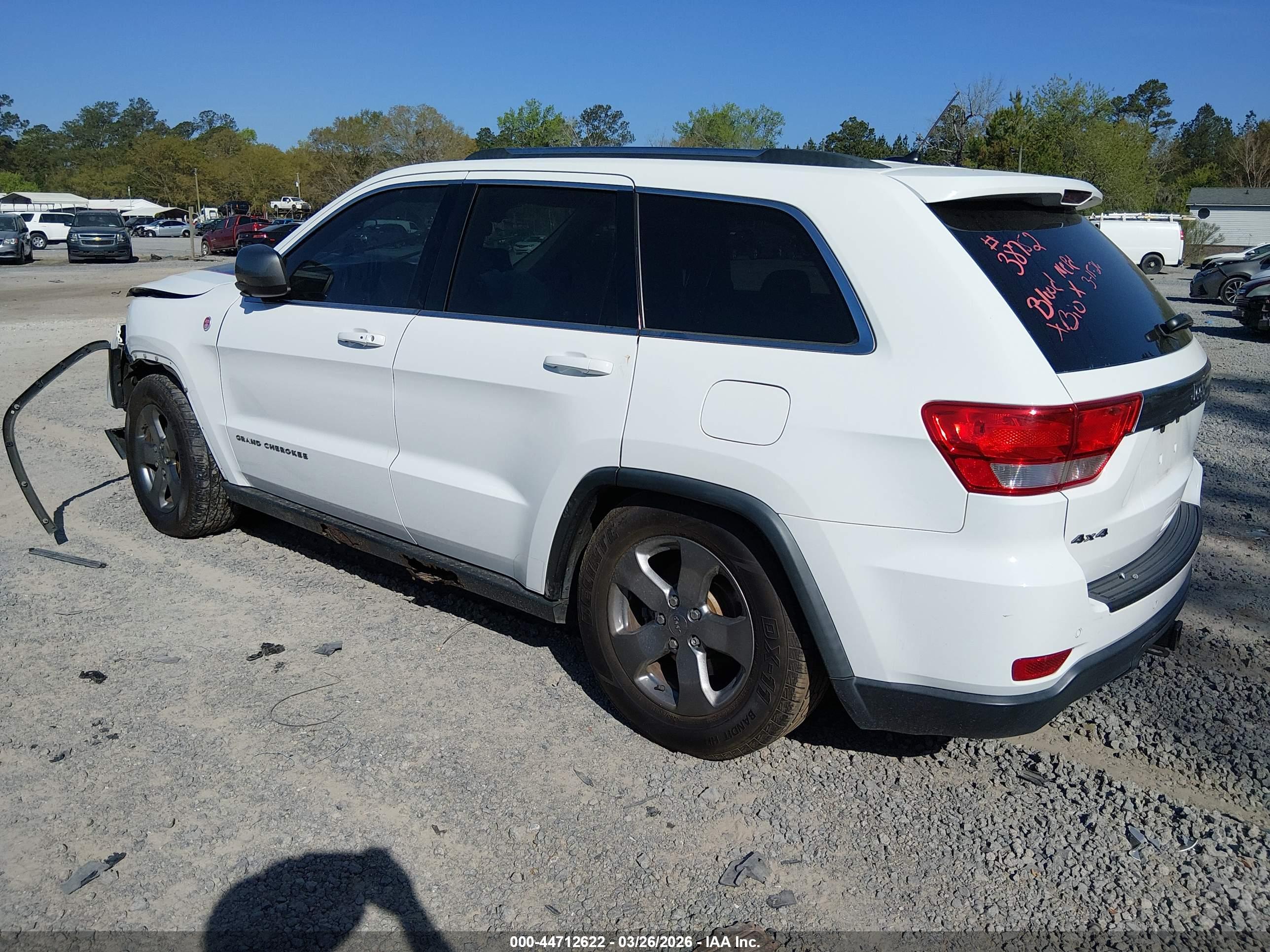 JEEP GRAND image 3