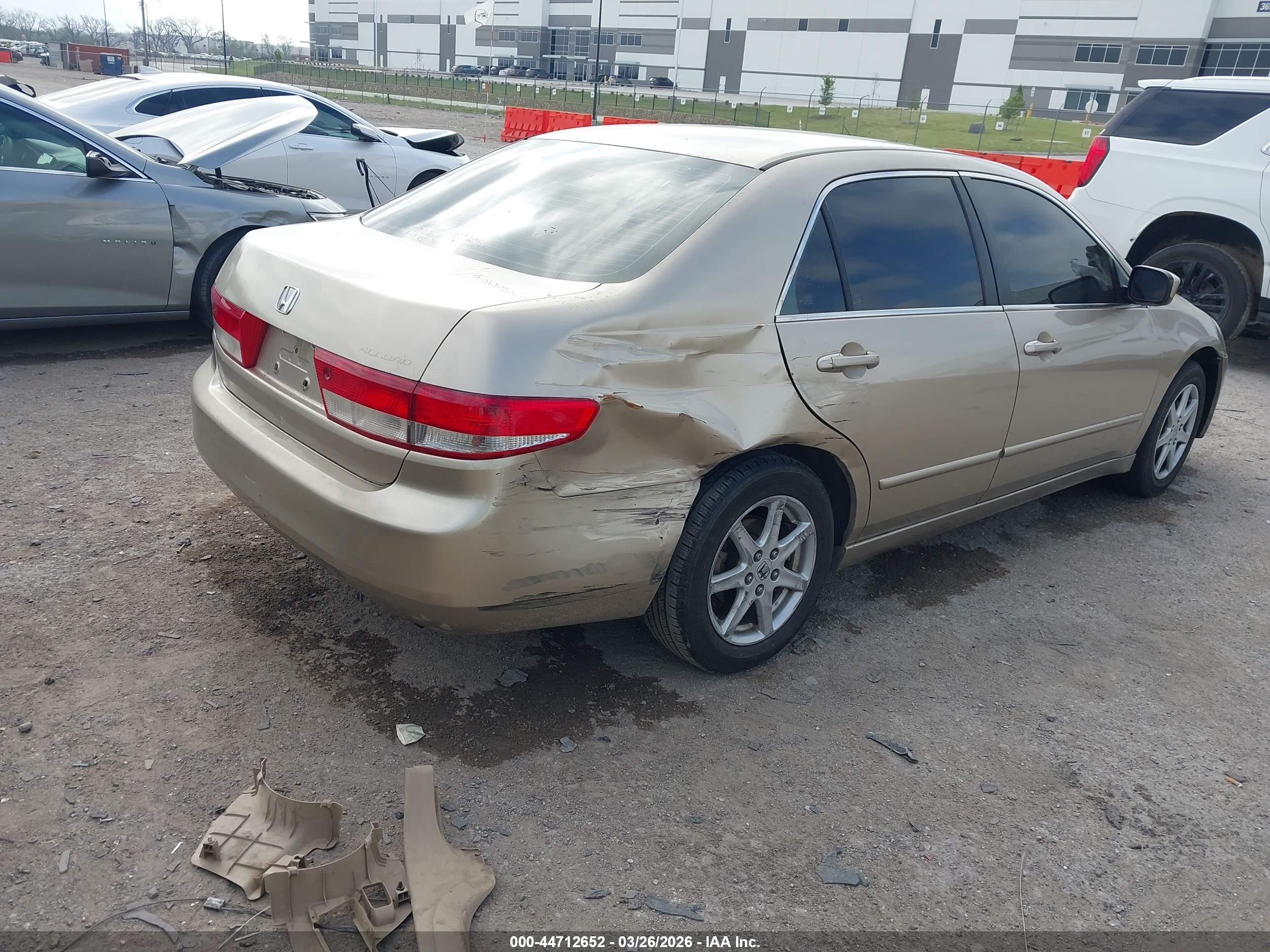 HONDA ACCORD image 4