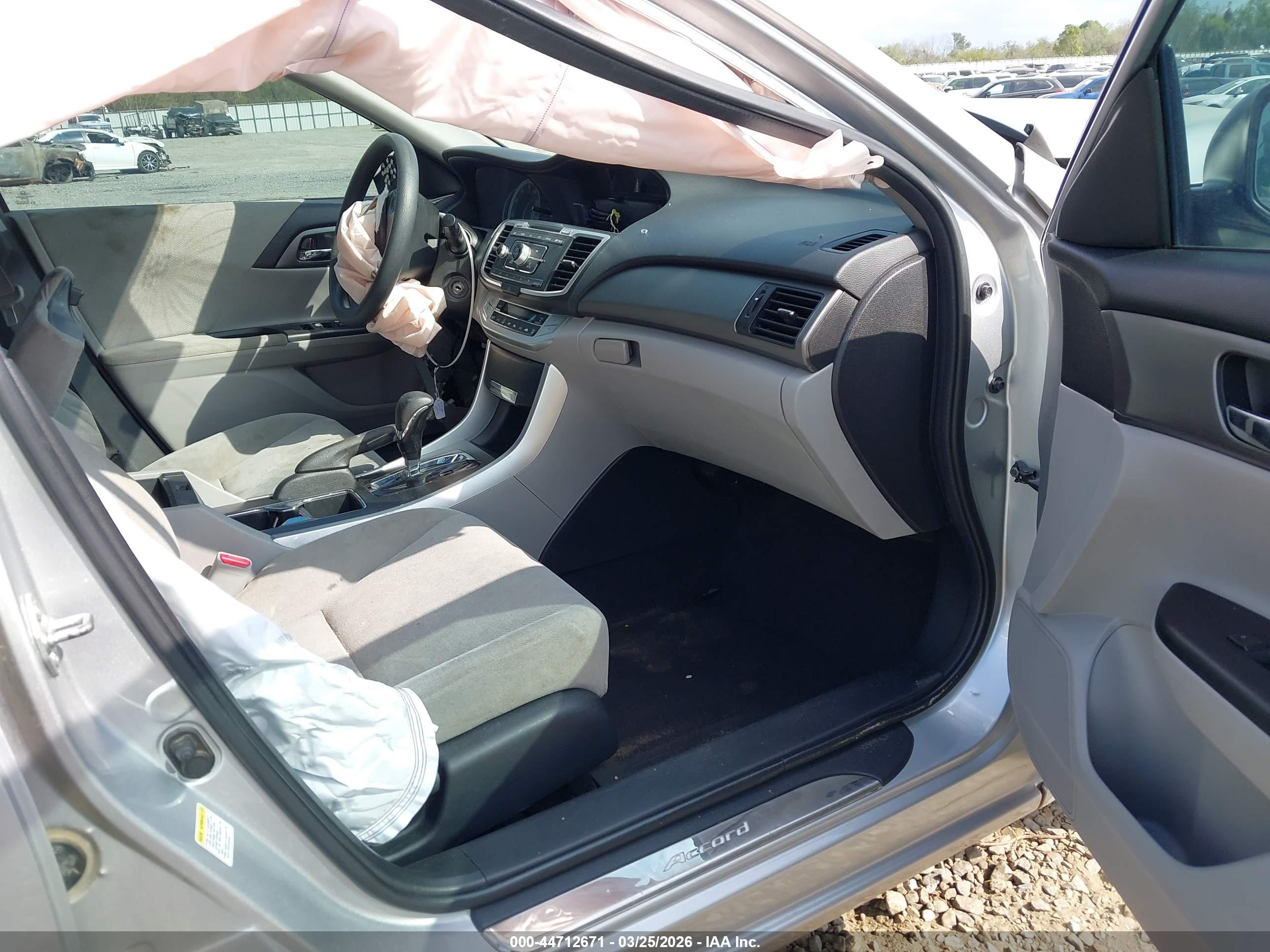HONDA ACCORD image 5