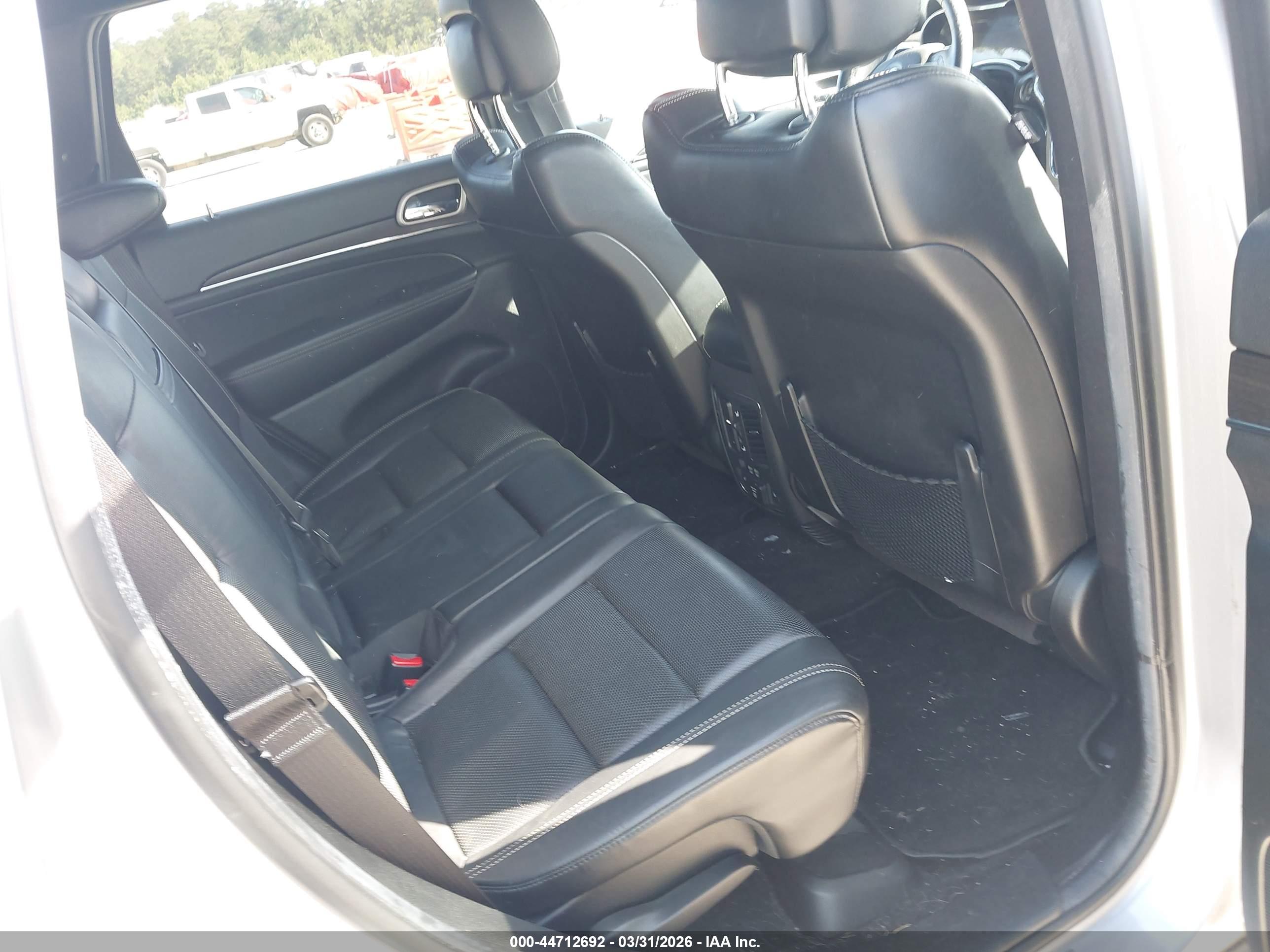 JEEP GRAND image 8