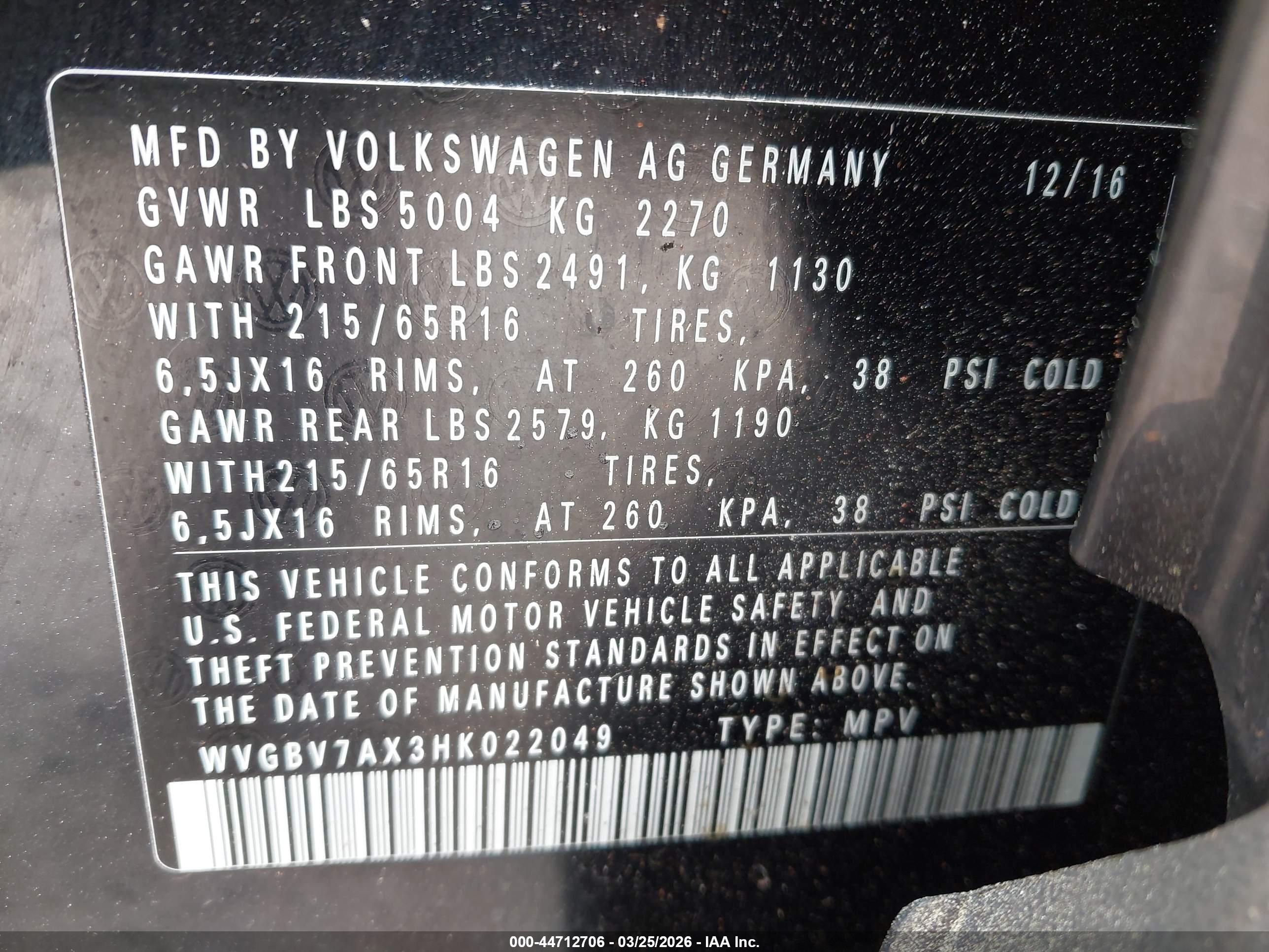 VOLKSWAGEN TIGUAN image 9