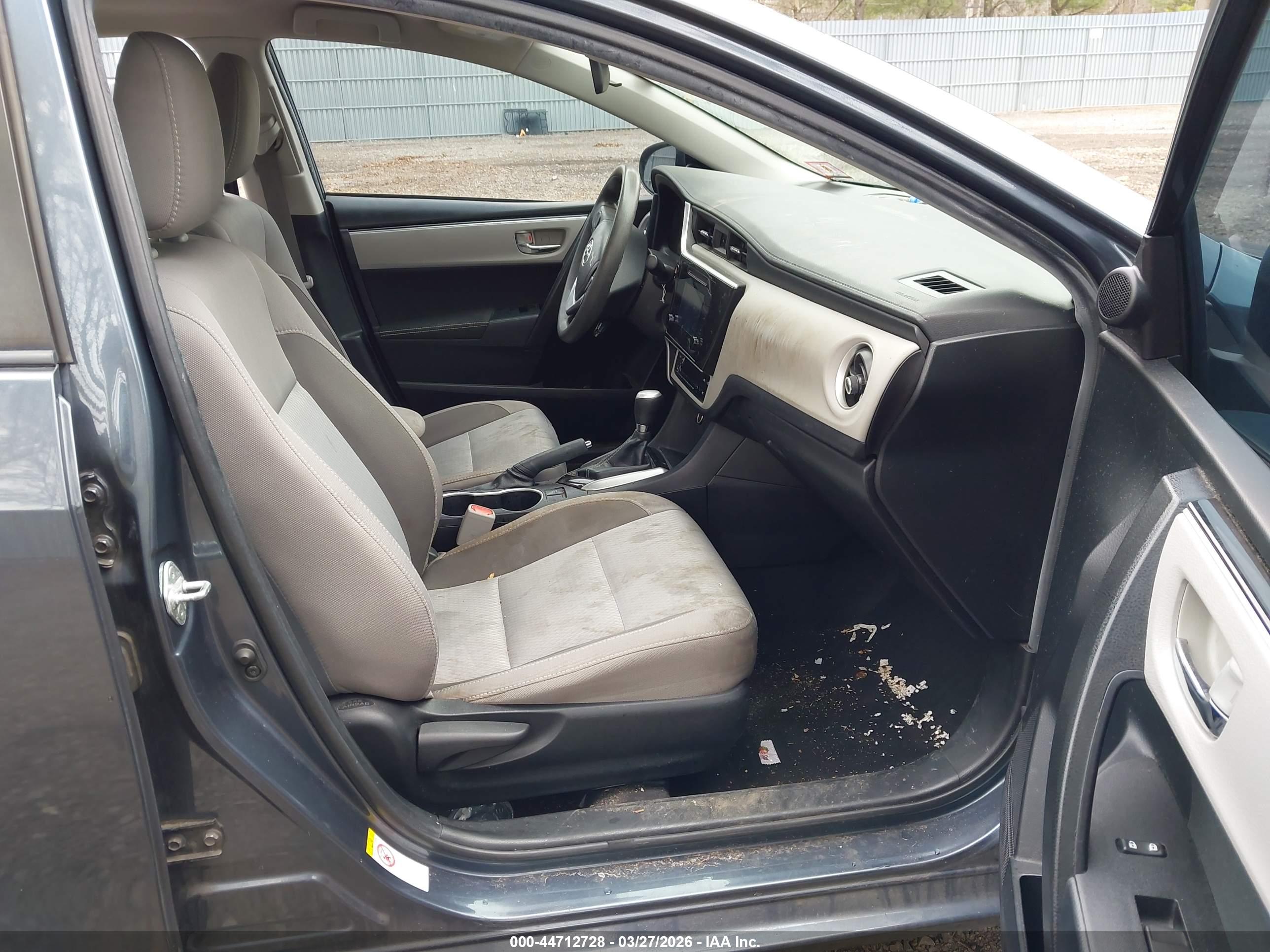 TOYOTA COROLLA image 5