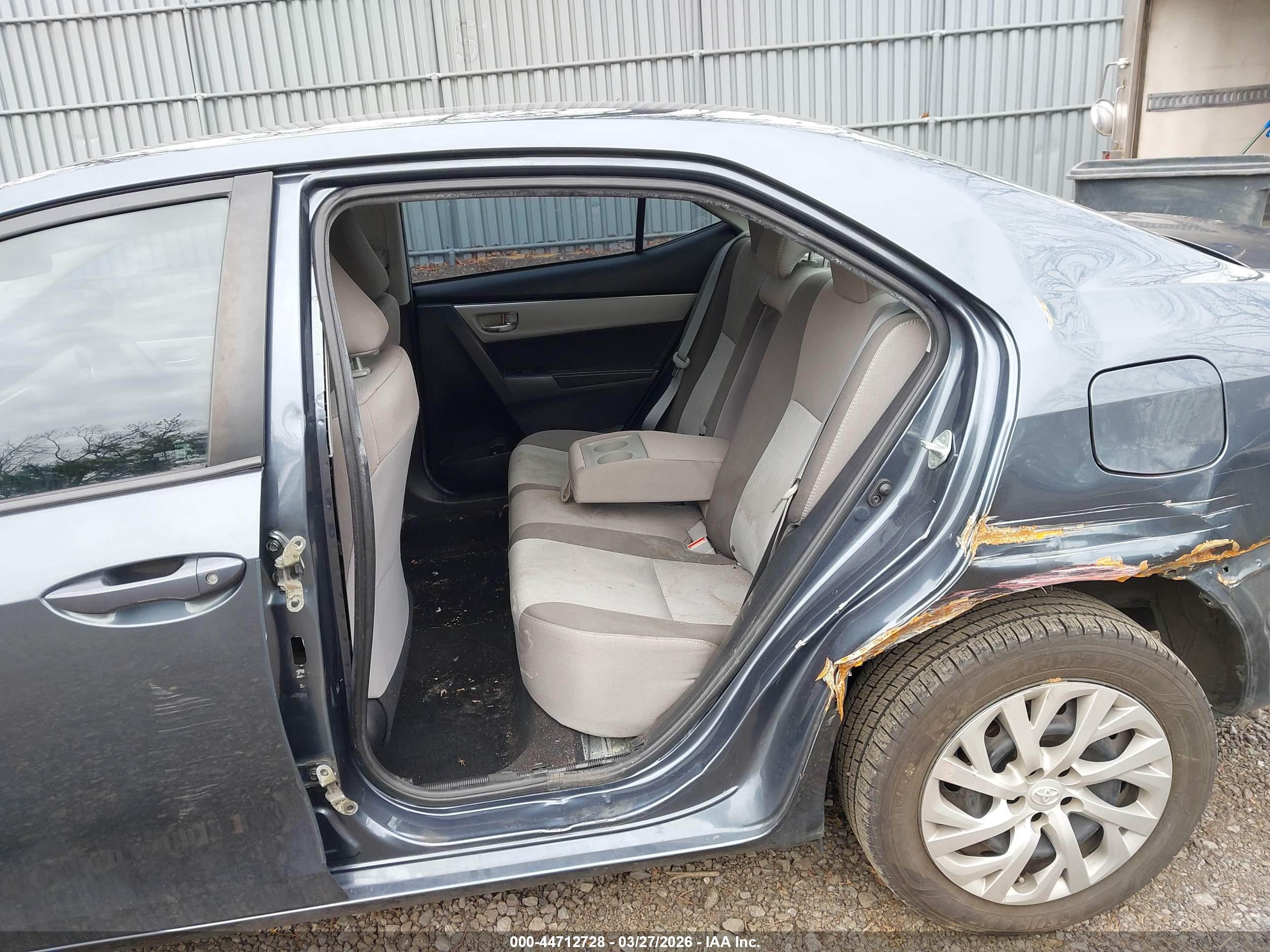 TOYOTA COROLLA image 6
