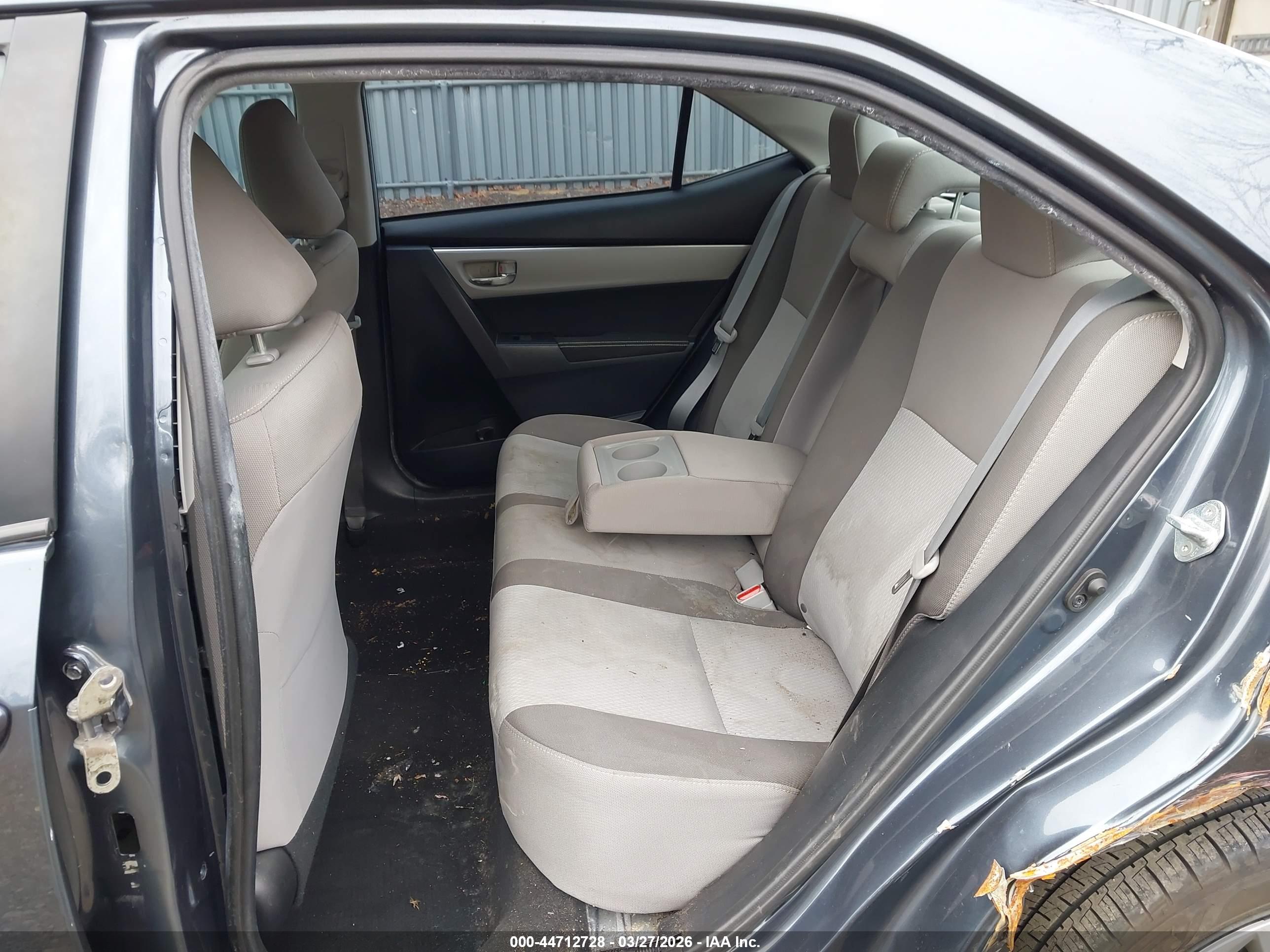 TOYOTA COROLLA image 8