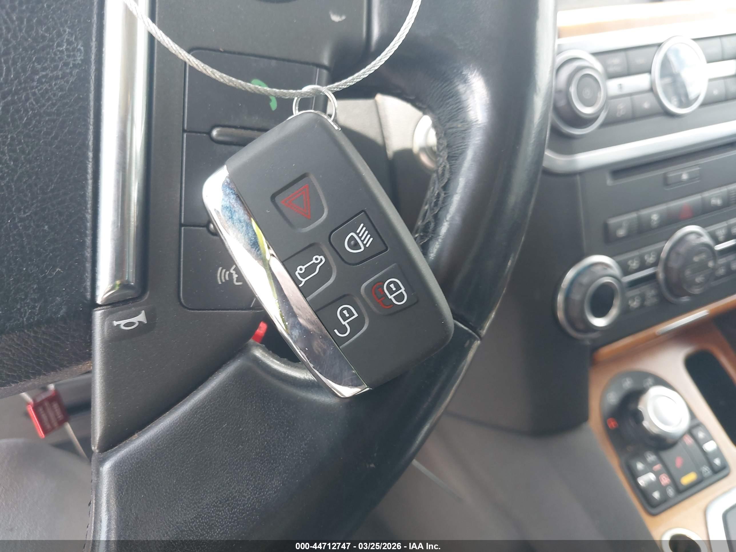 LAND ROVER image 11