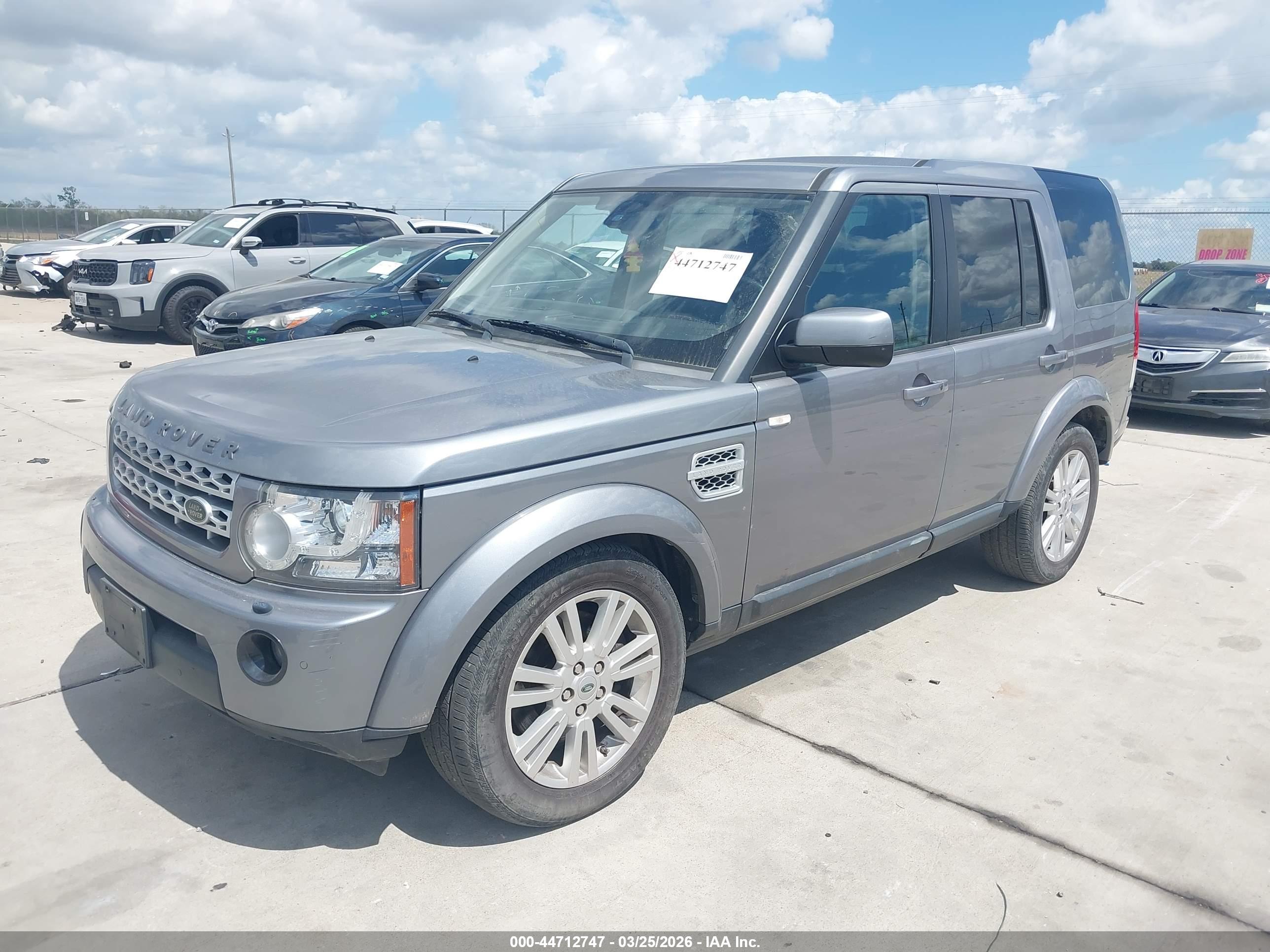 LAND ROVER image 2