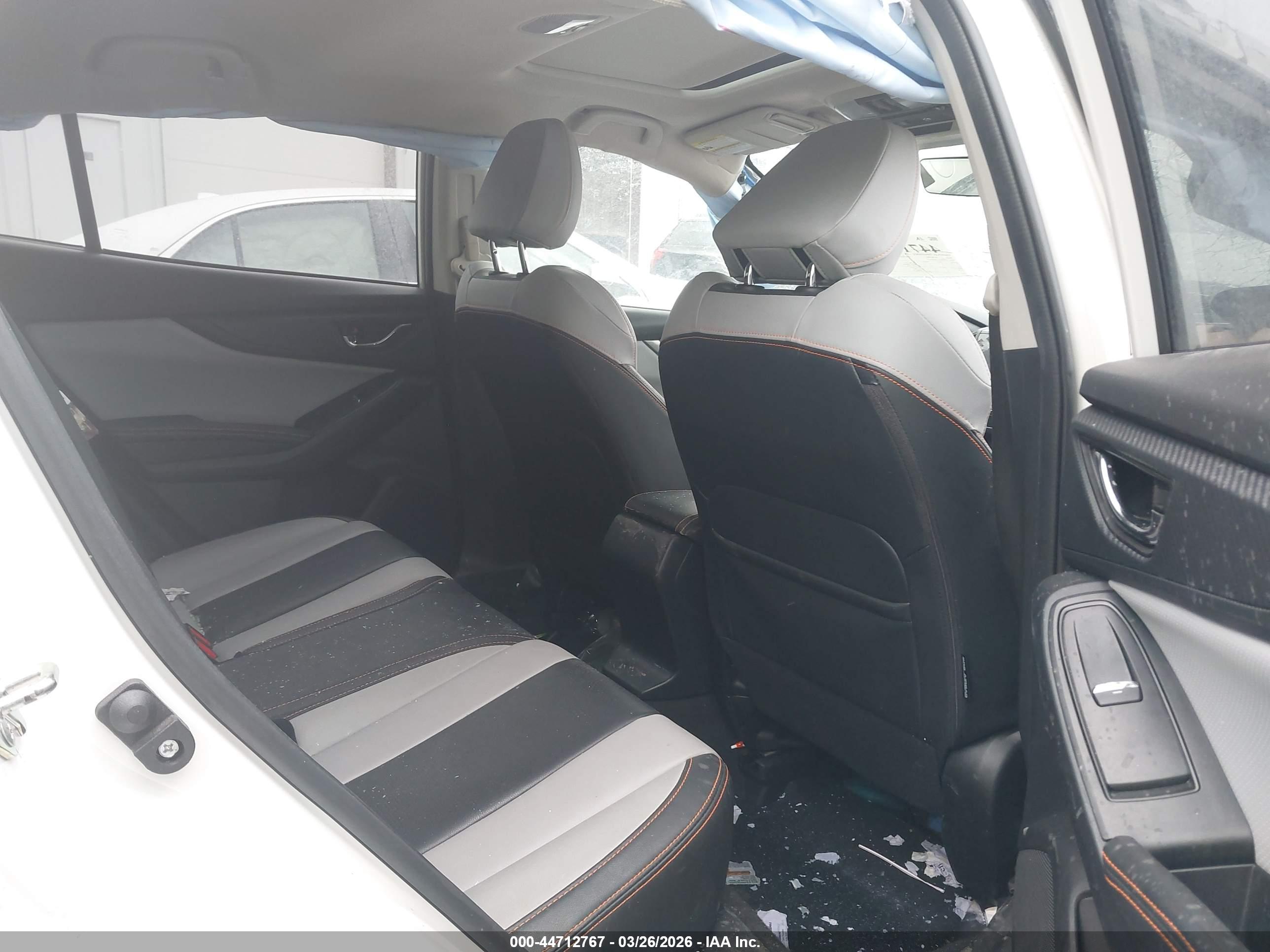 SUBARU CROSSTREK image 8