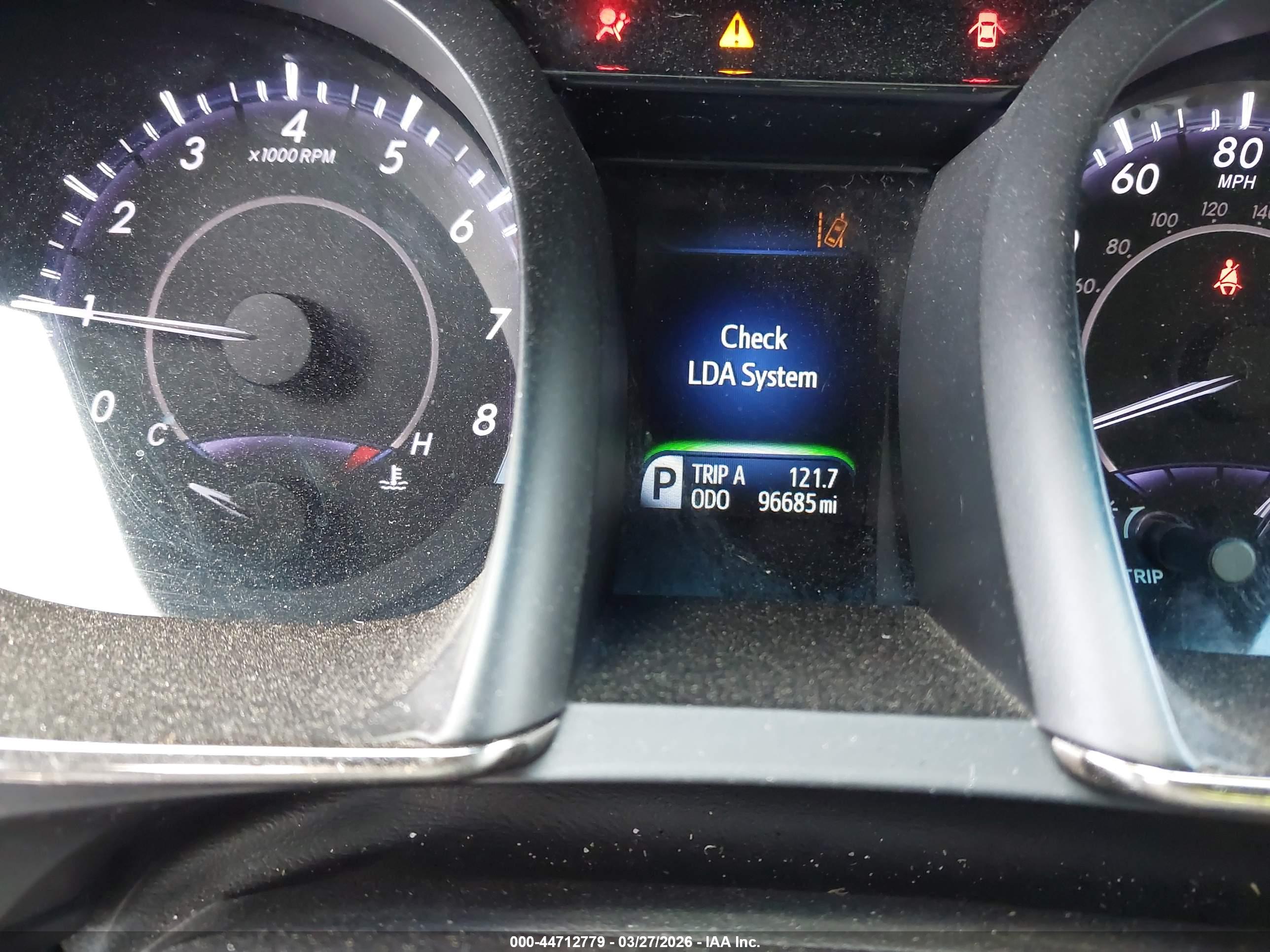 TOYOTA AVALON image 7