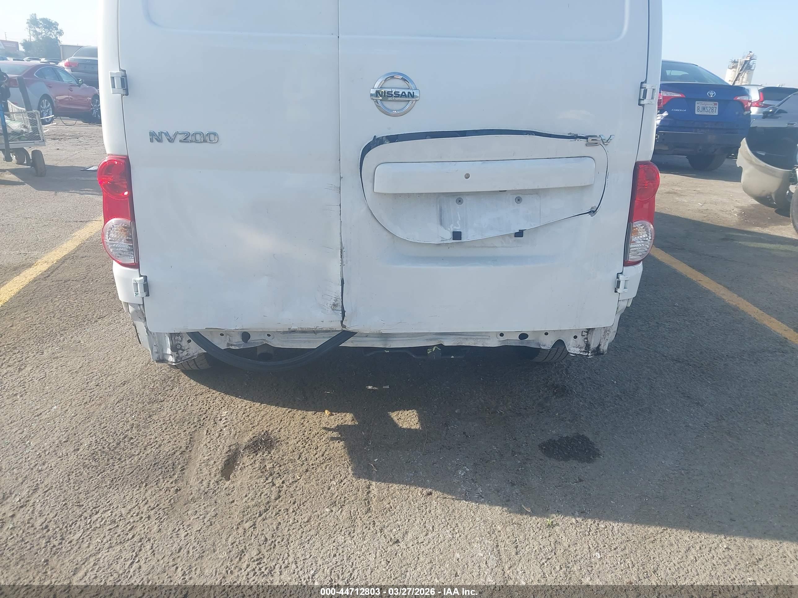 NISSAN NV200 image 6