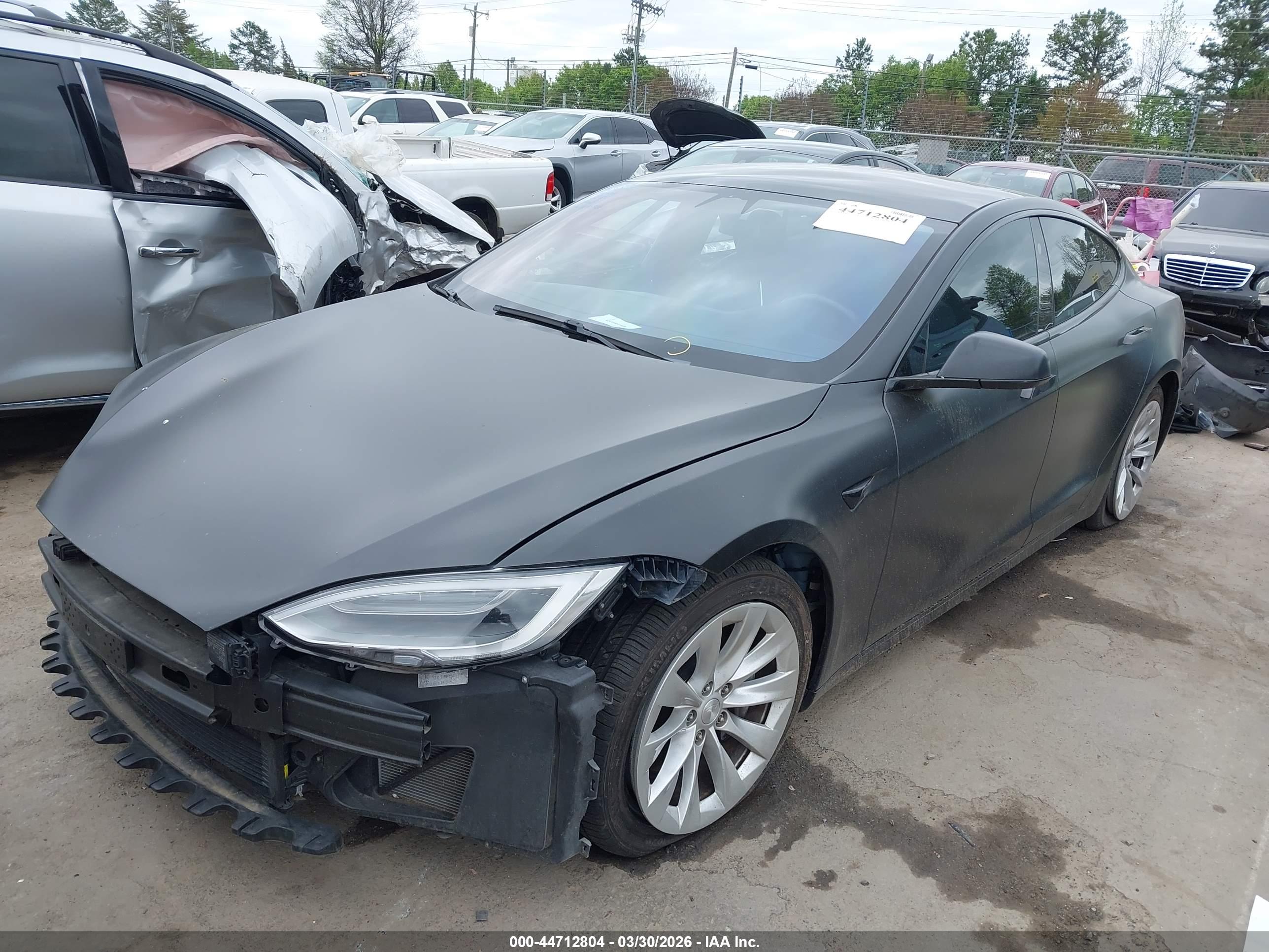 TESLA MODEL image 2