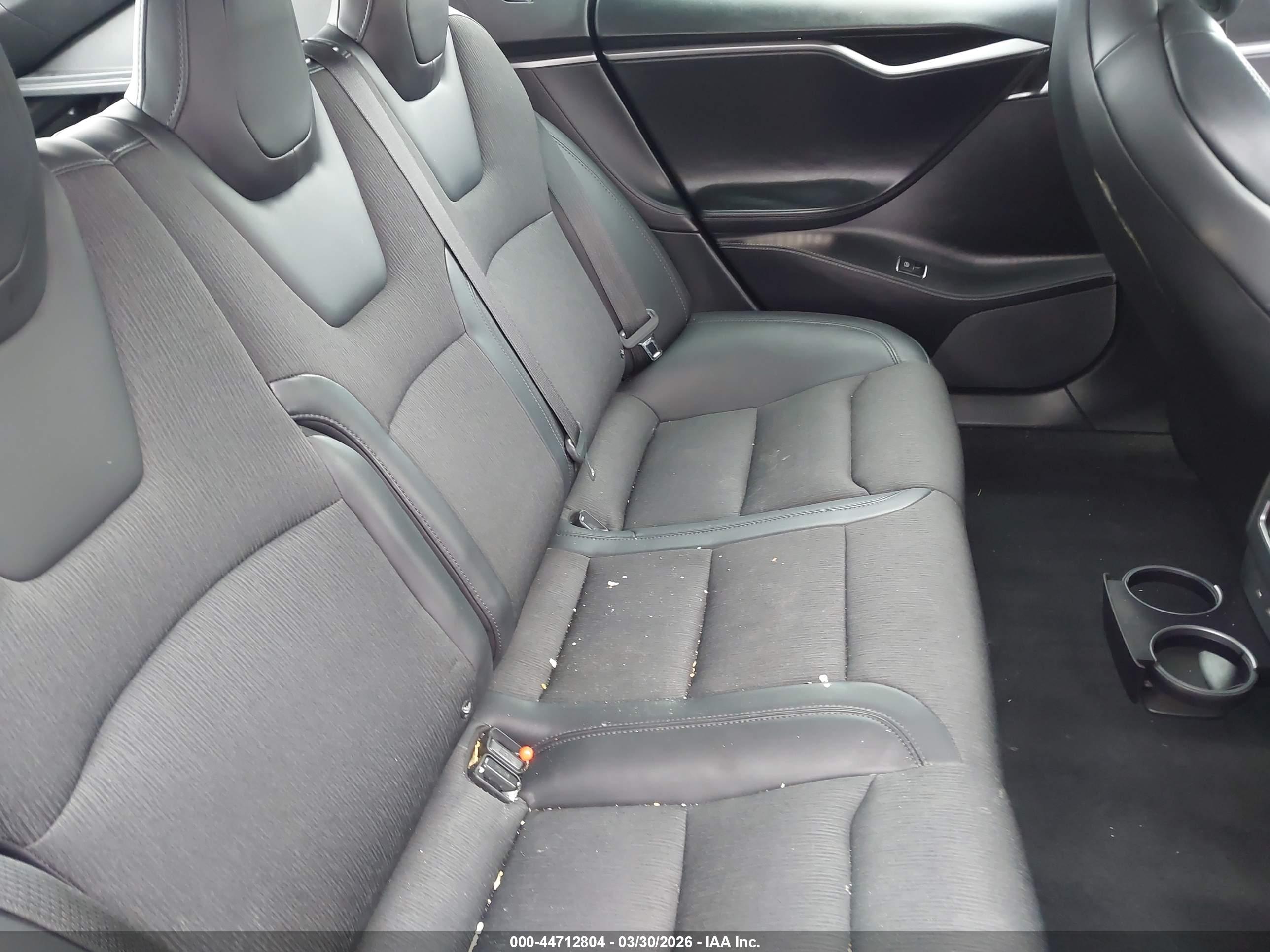 TESLA MODEL image 8