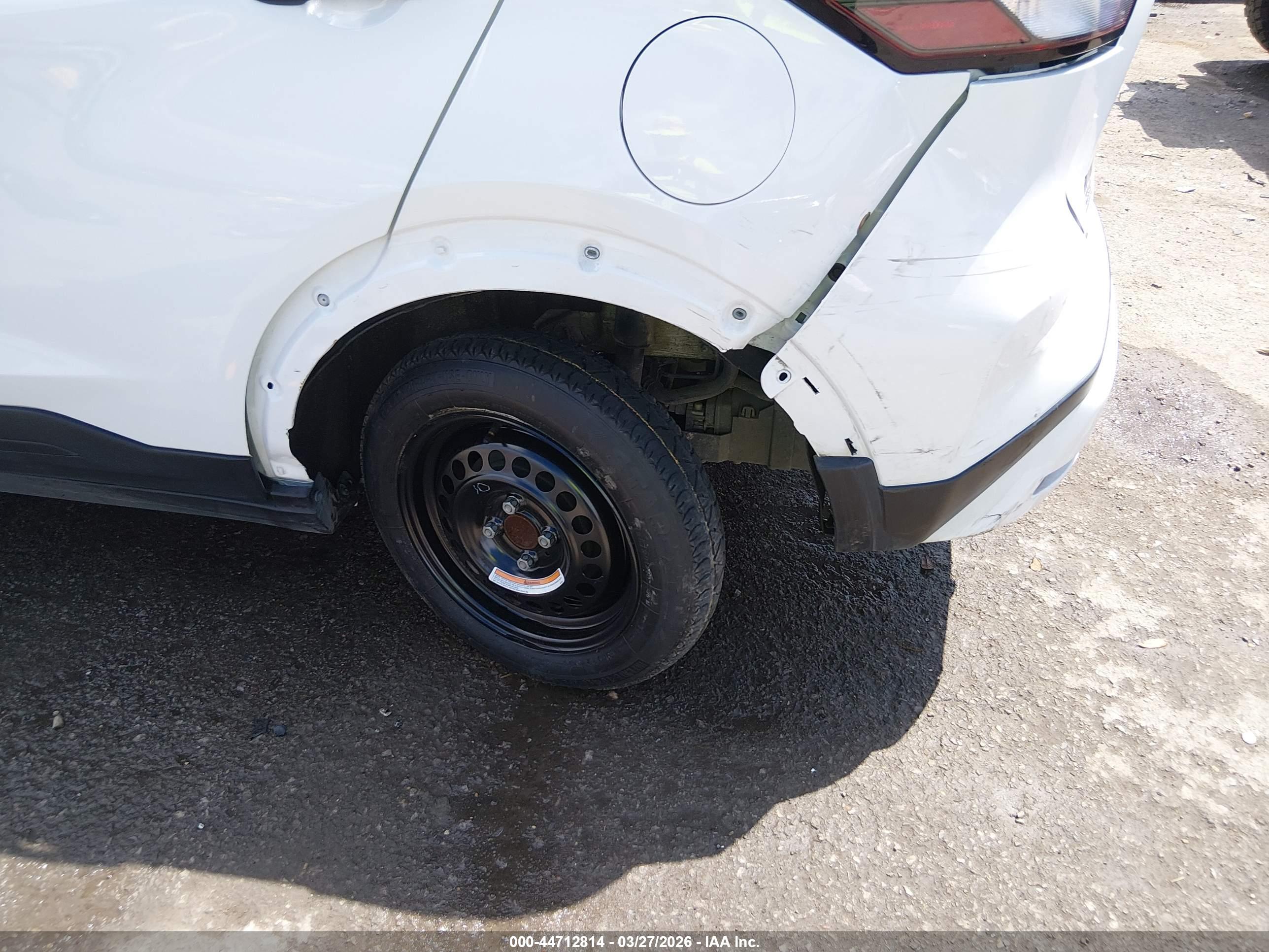 NISSAN KICKS image 6