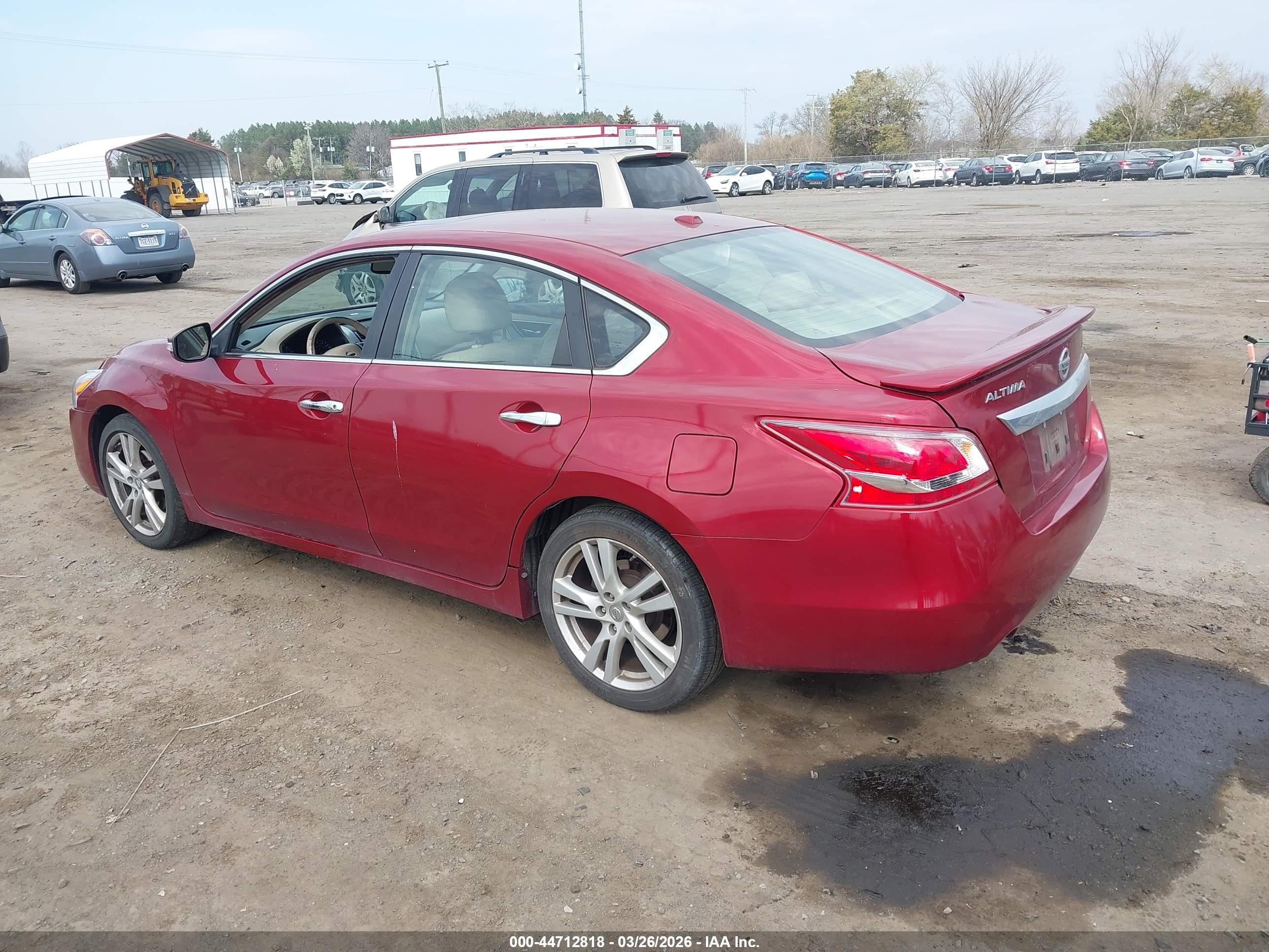 NISSAN ALTIMA image 3