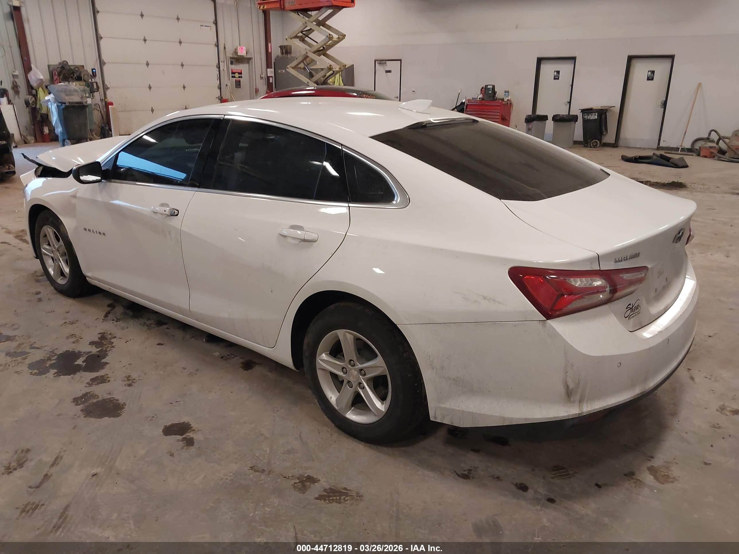 CHEVROLET MALIBU image 3