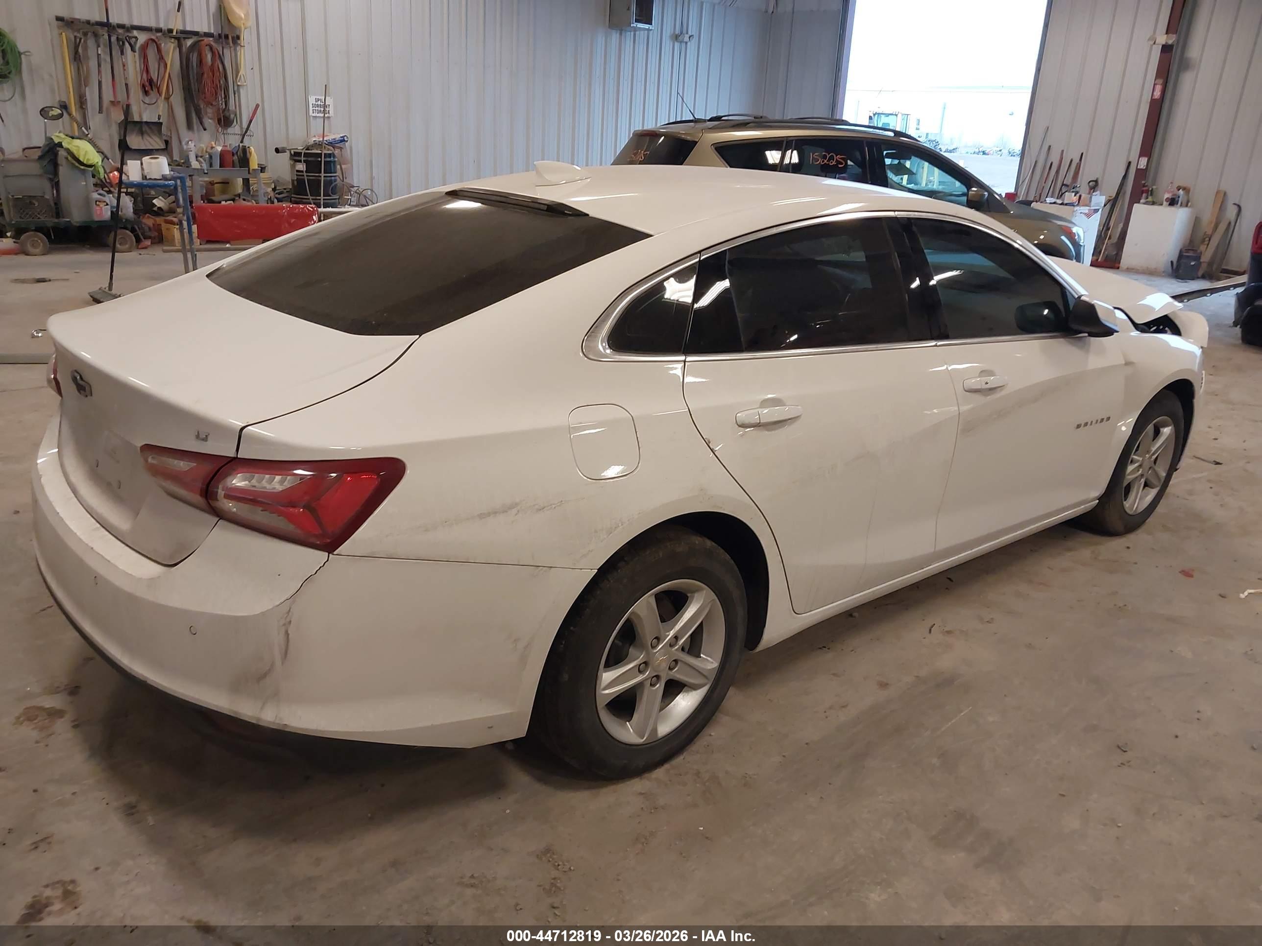 CHEVROLET MALIBU image 4
