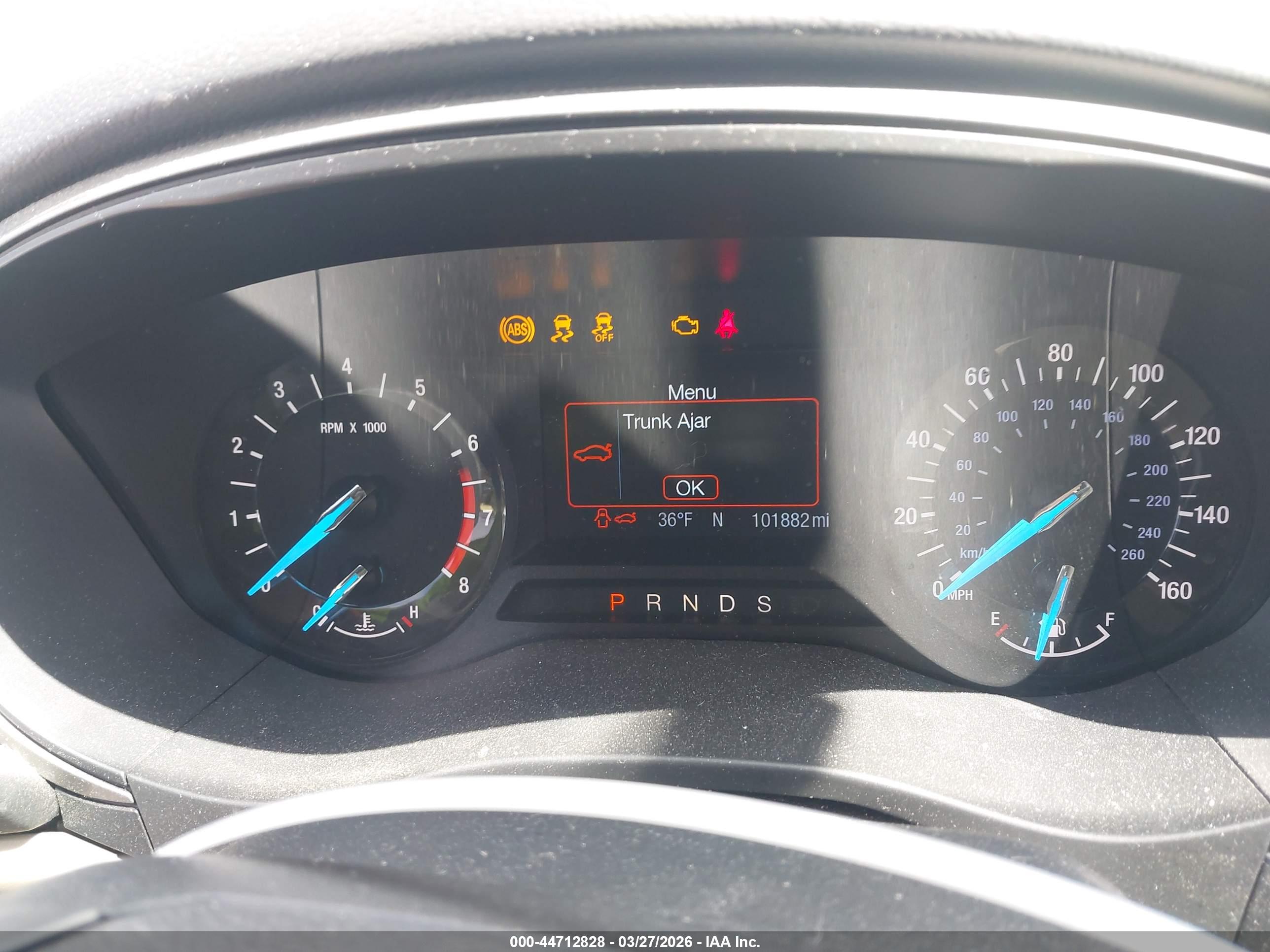 FORD FUSION image 7