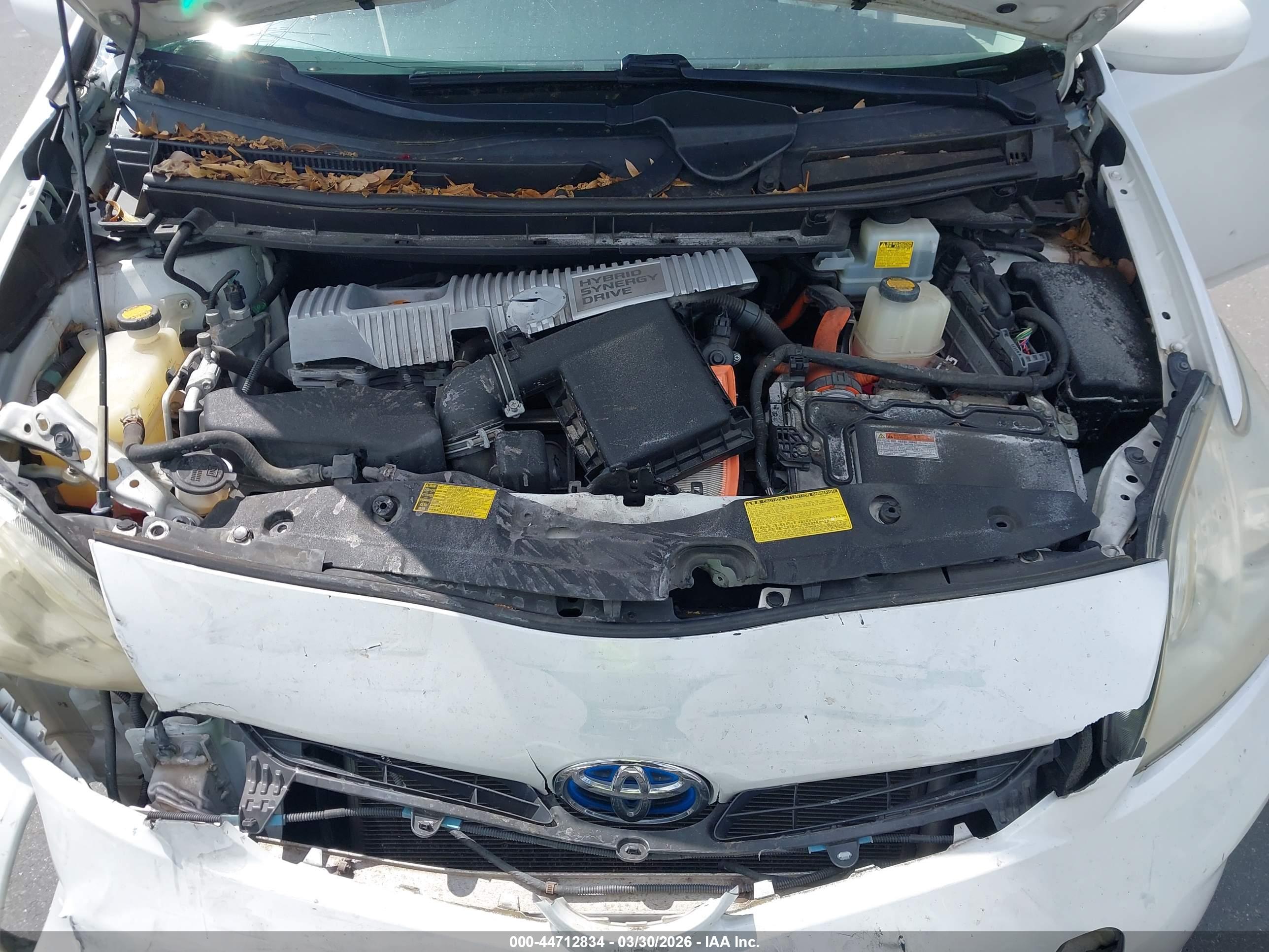 TOYOTA PRIUS image 10