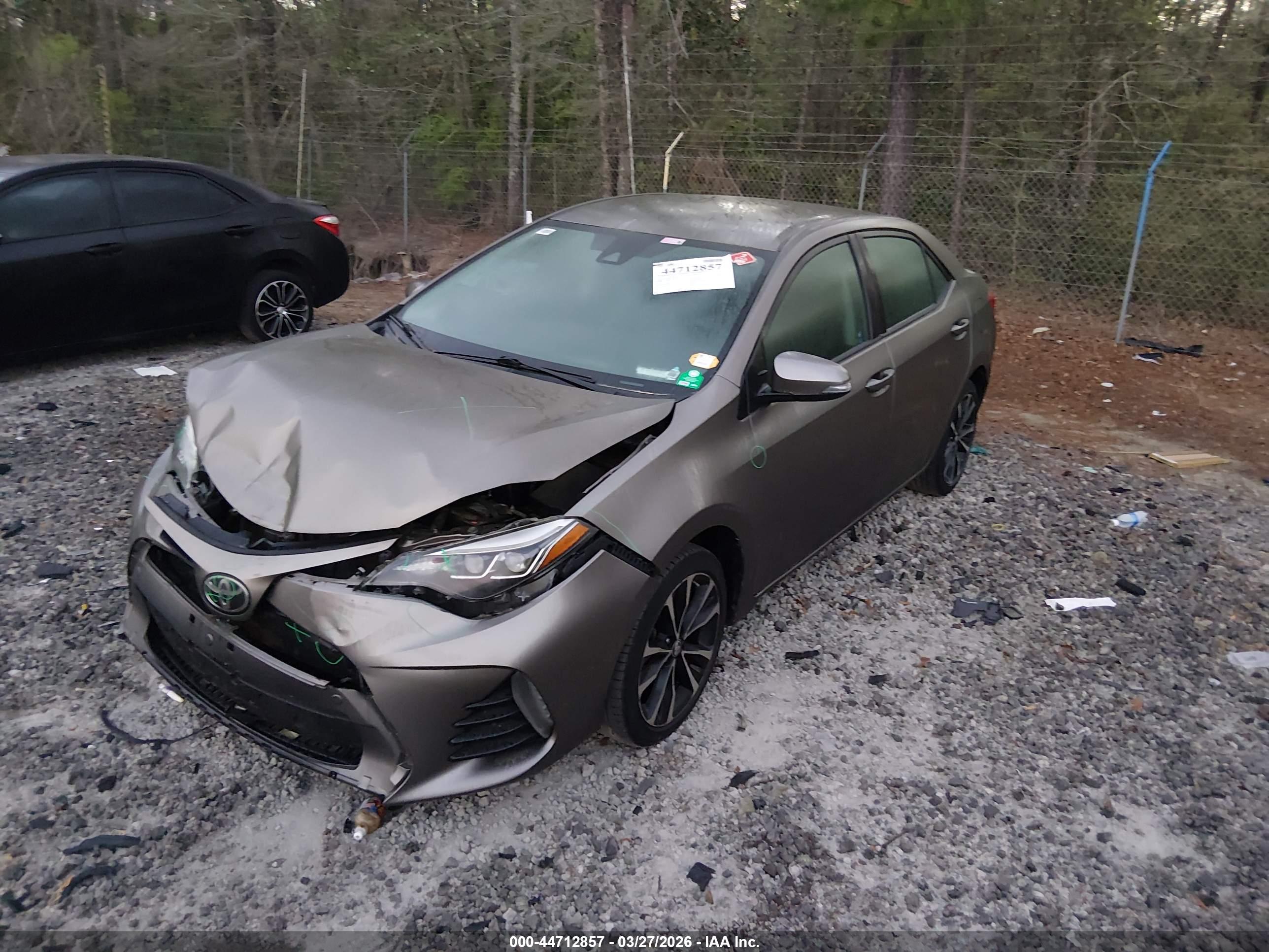 TOYOTA COROLLA image 2