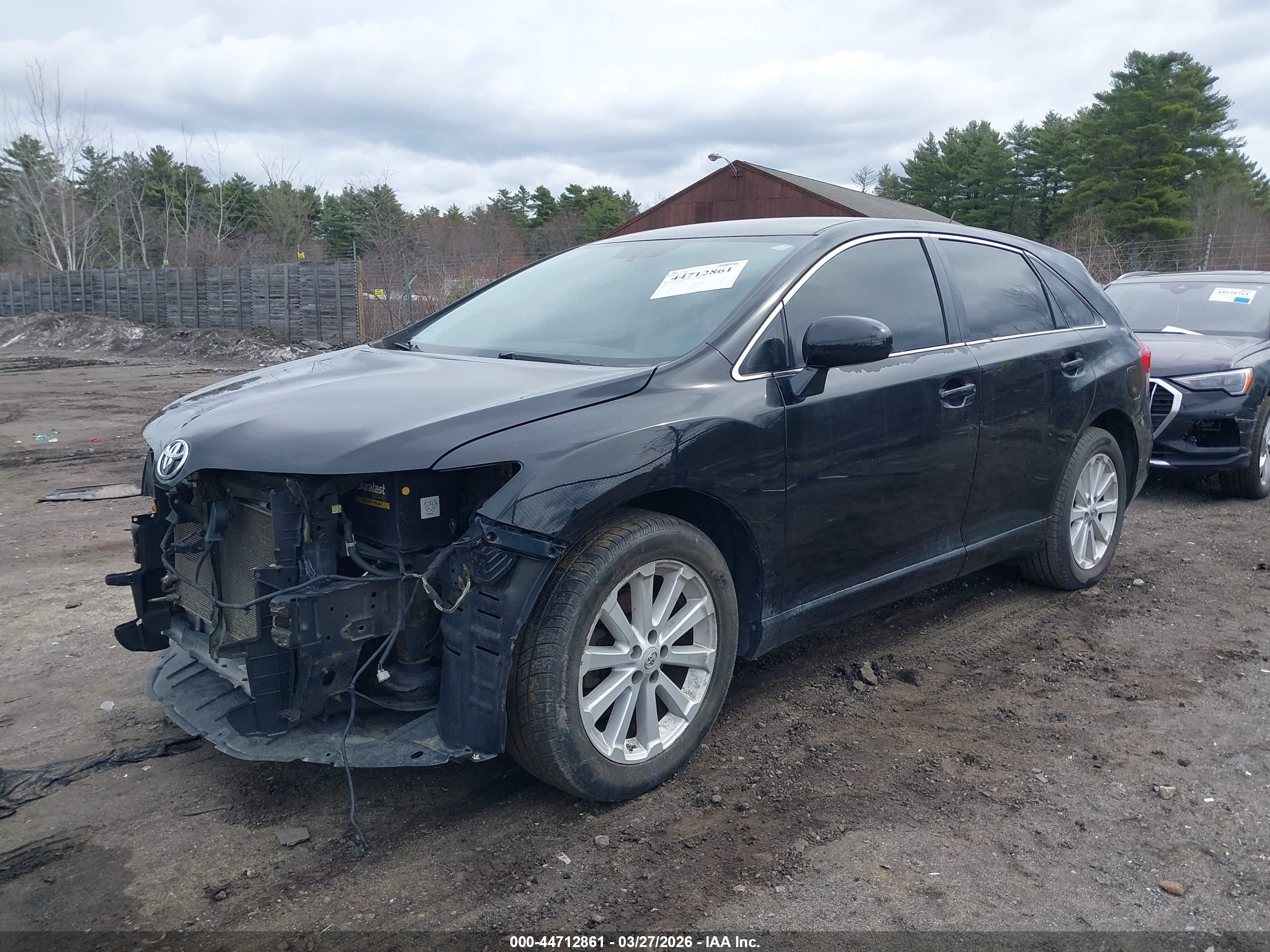 TOYOTA VENZA image 2