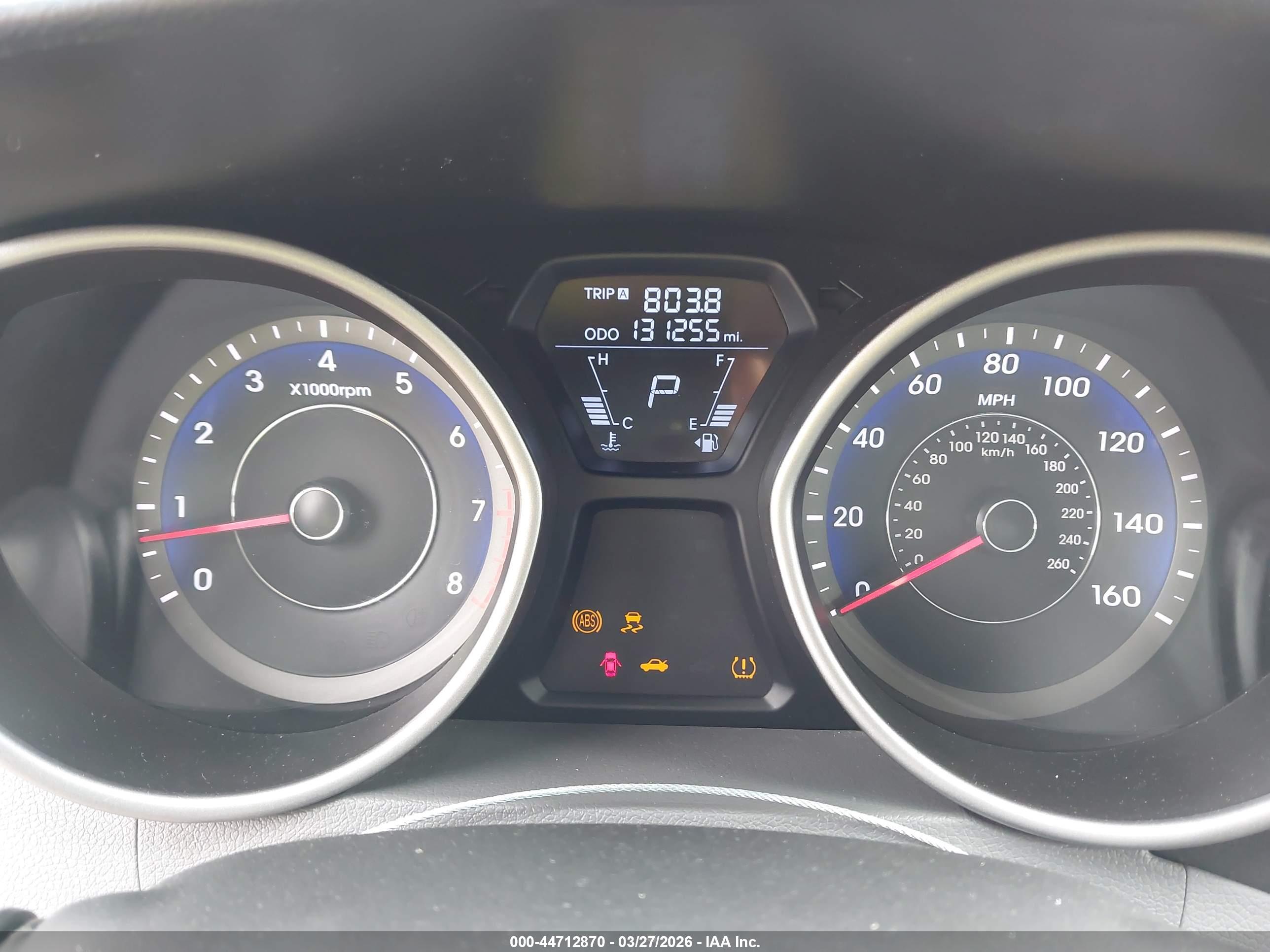 HYUNDAI ELANTRA image 7