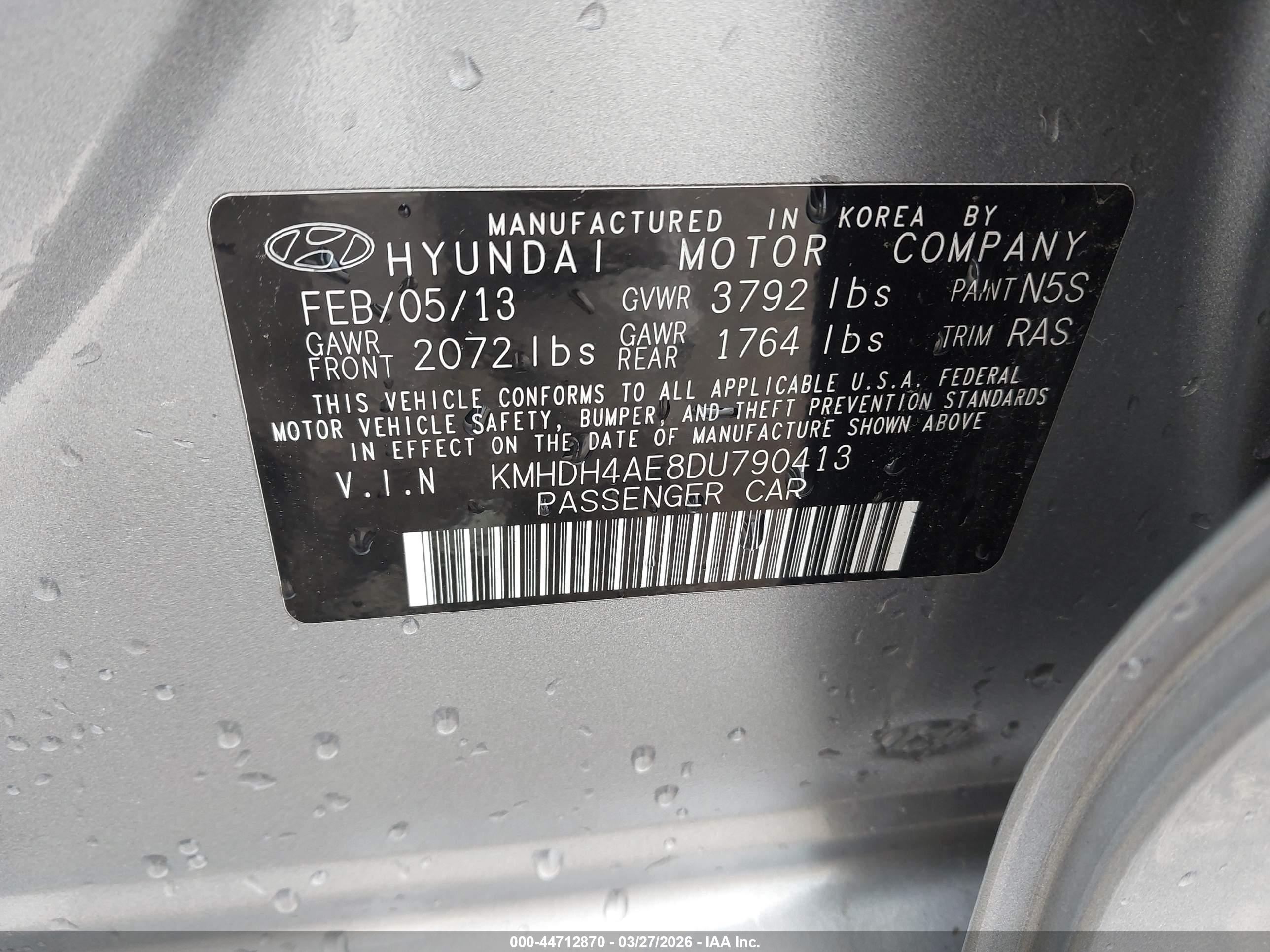 HYUNDAI ELANTRA image 9