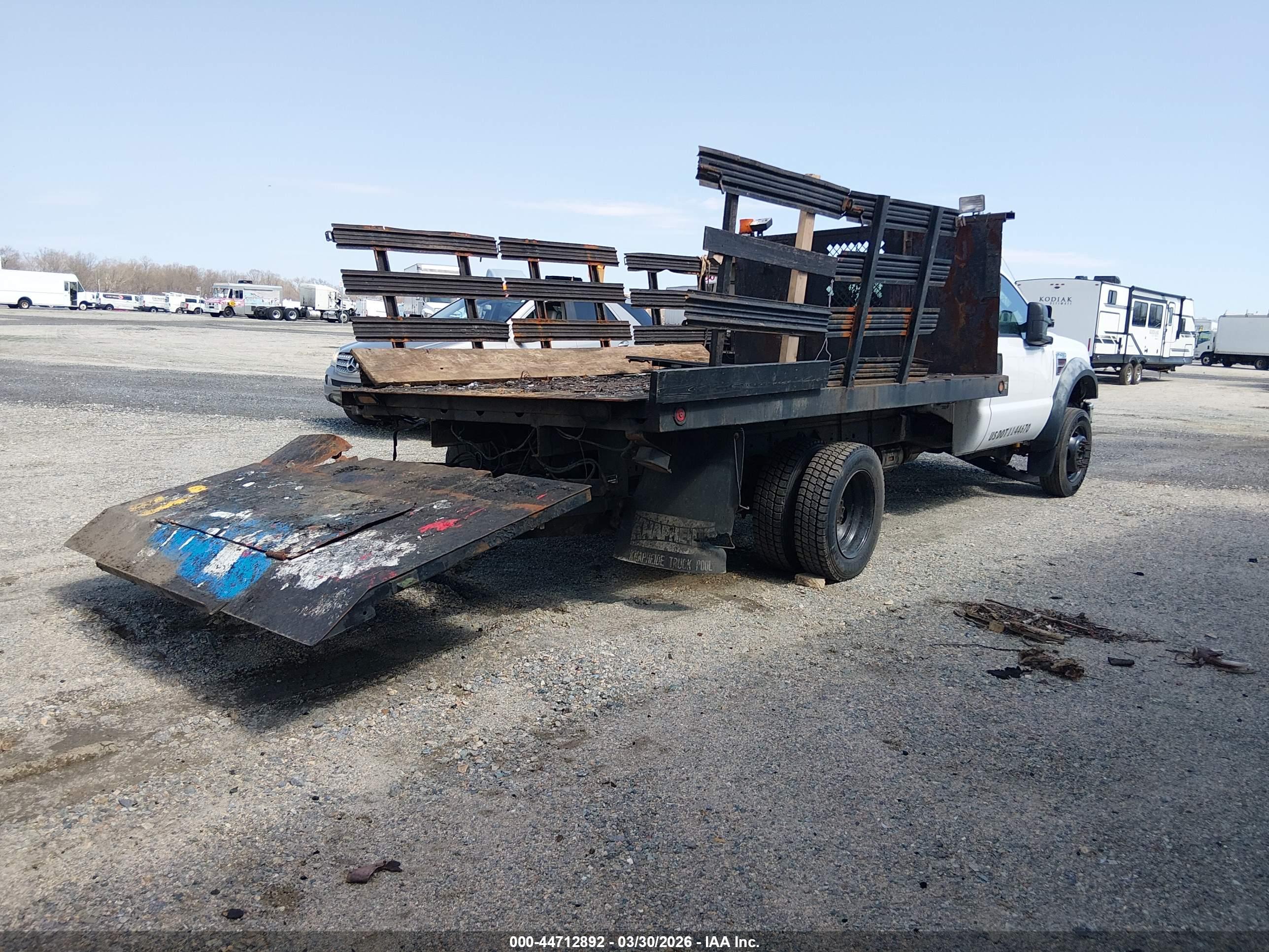 FORD F-450 image 4