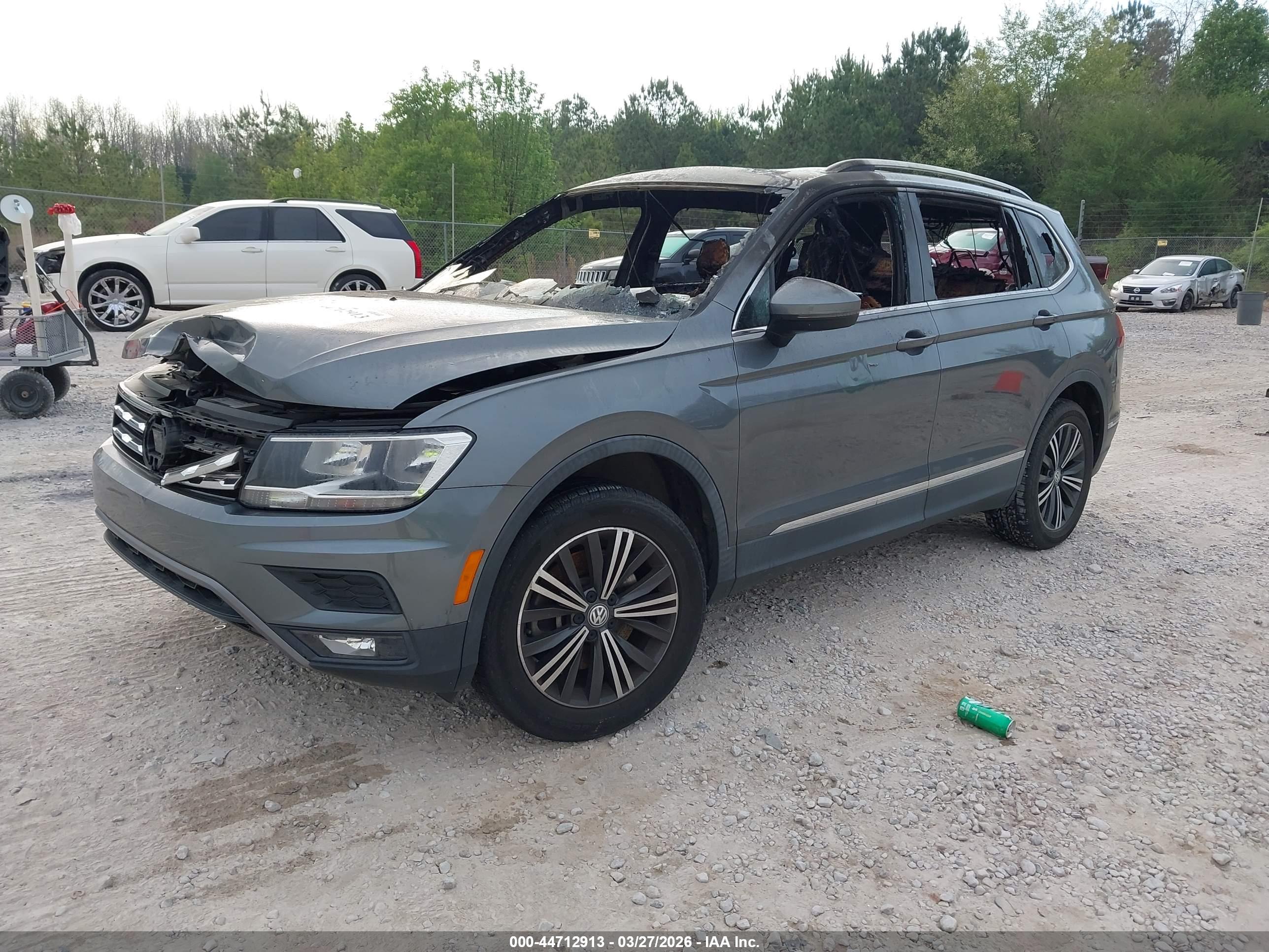 VOLKSWAGEN TIGUAN image 2