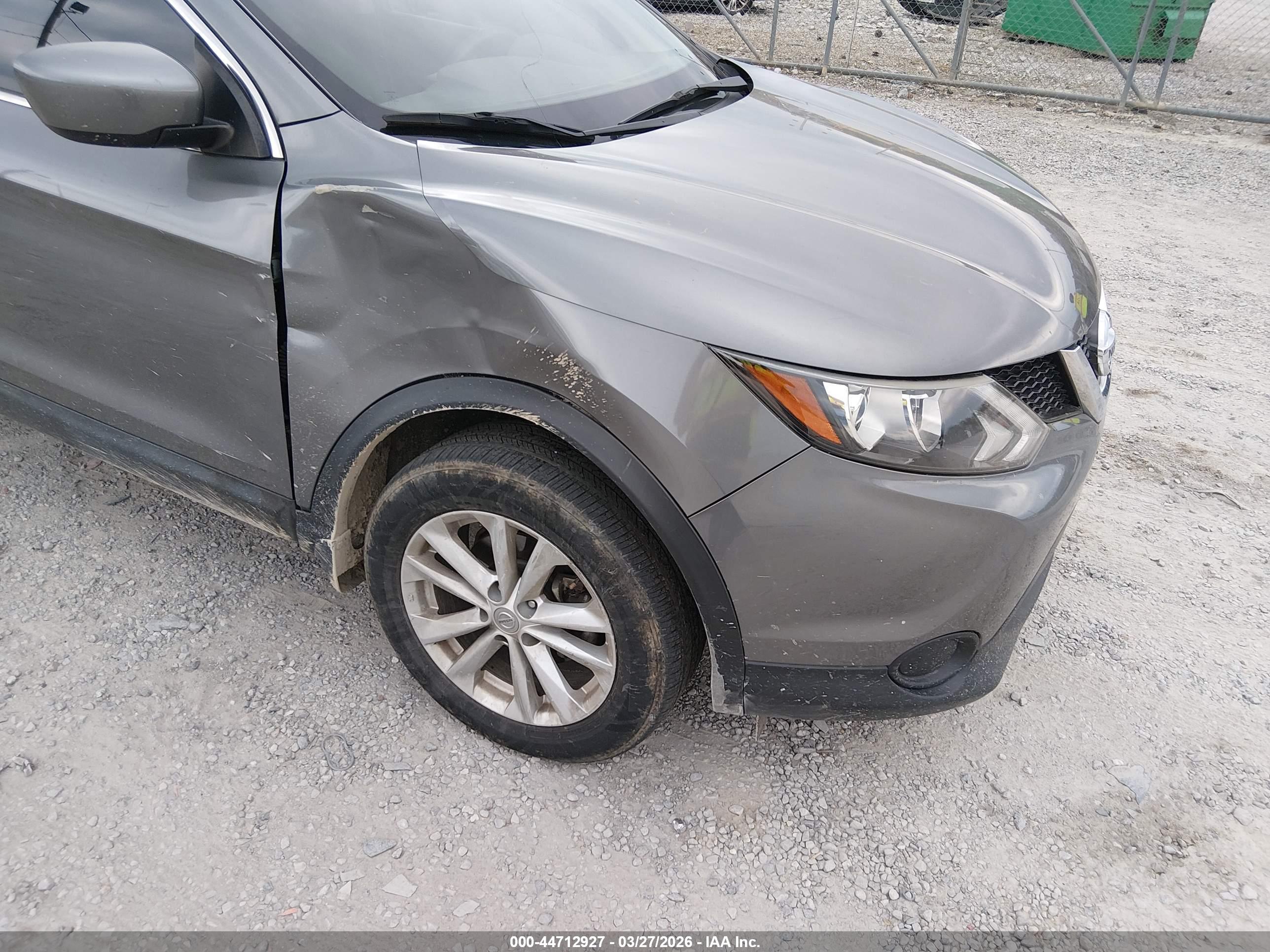NISSAN ROGUE image 6