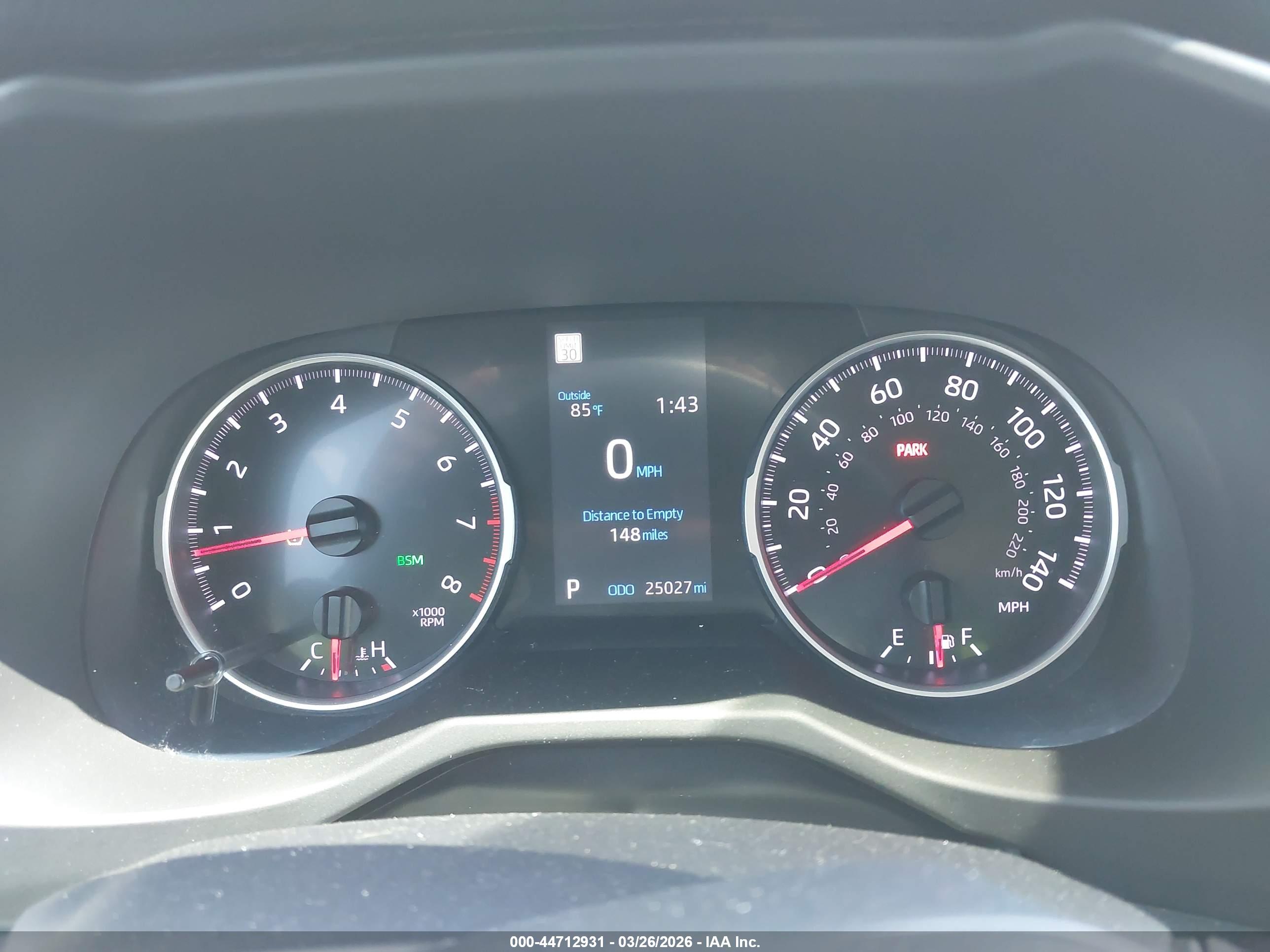 TOYOTA RAV4 image 7