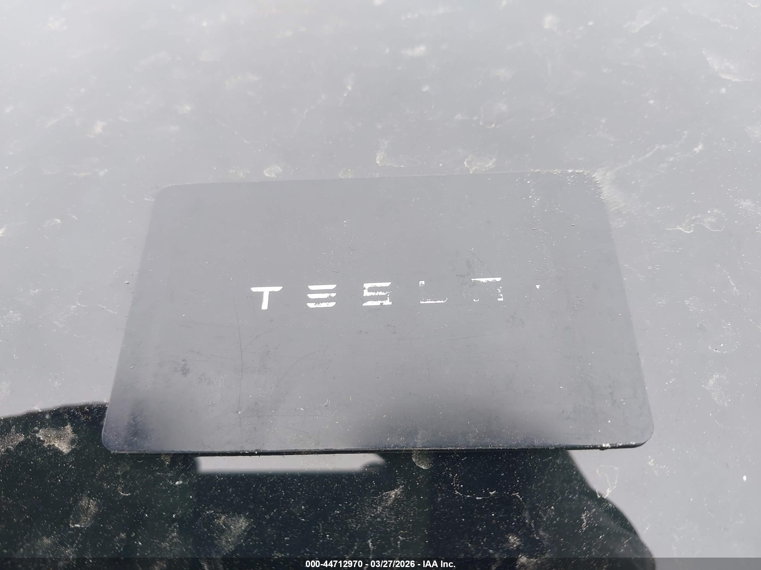 TESLA MODEL image 11