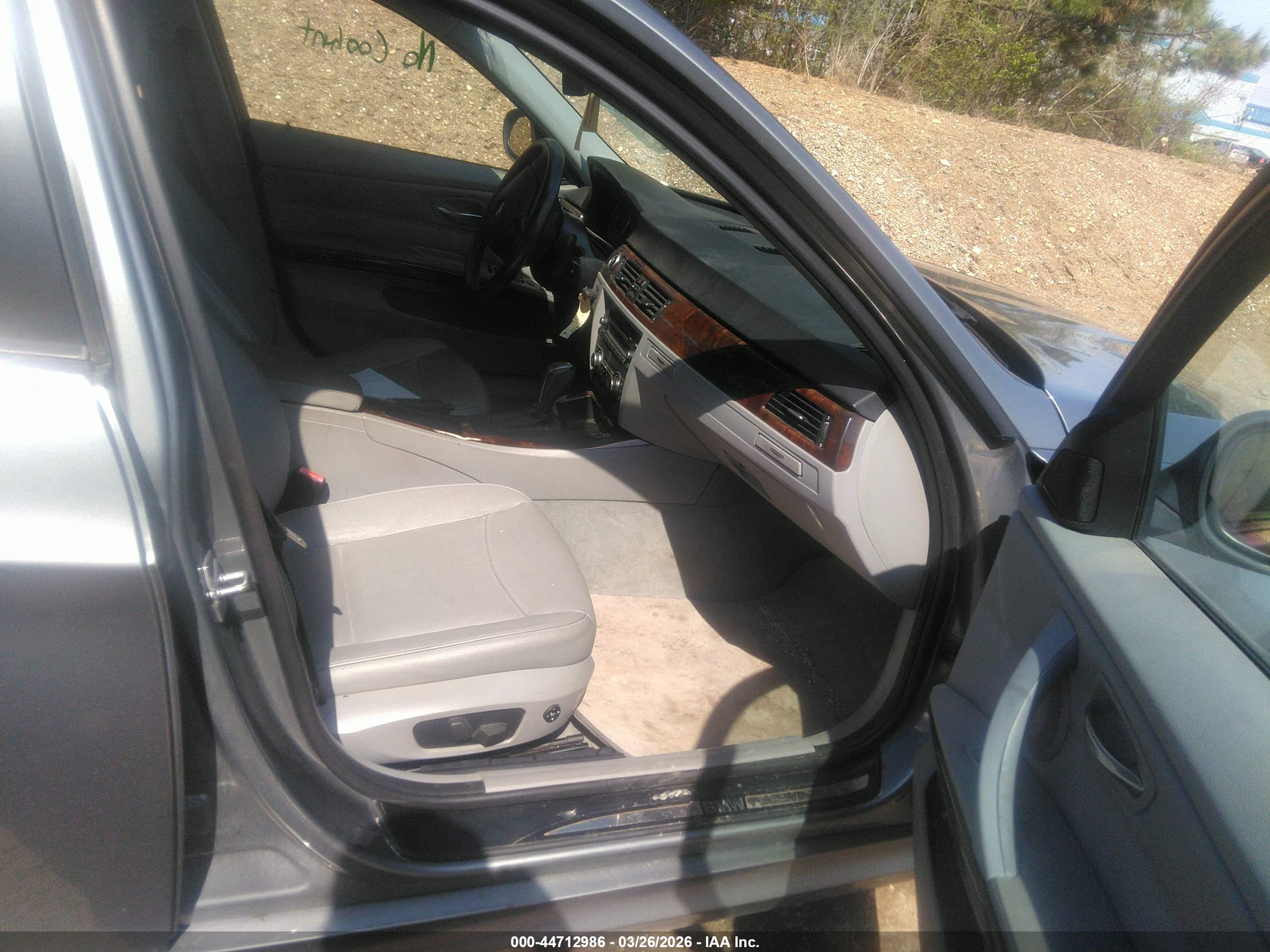 BMW 328I image 5