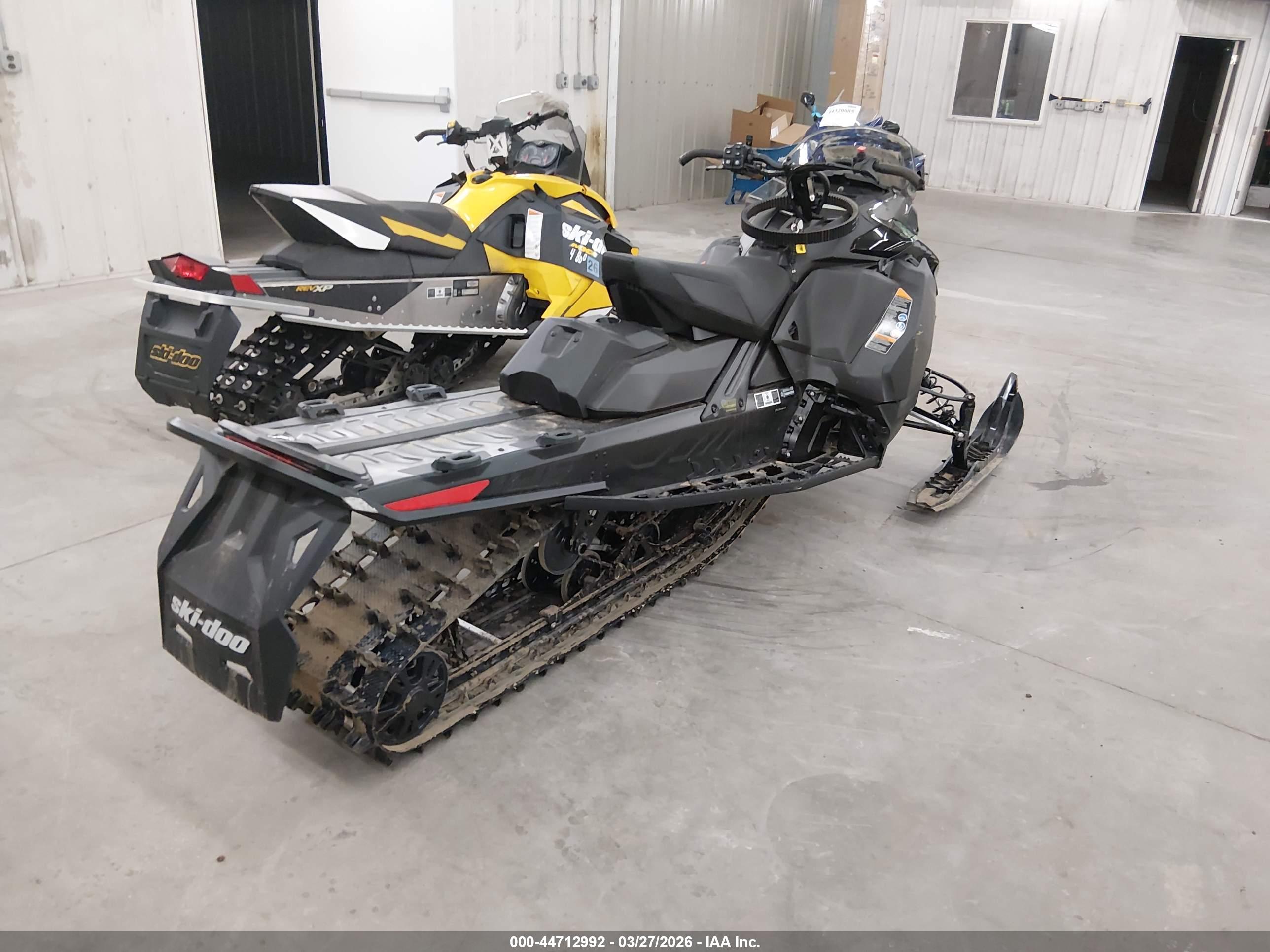 SKI DOO image 4