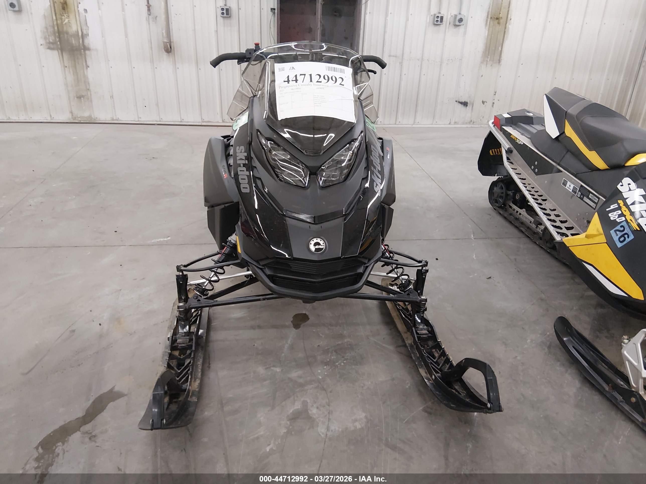 SKI DOO image 6