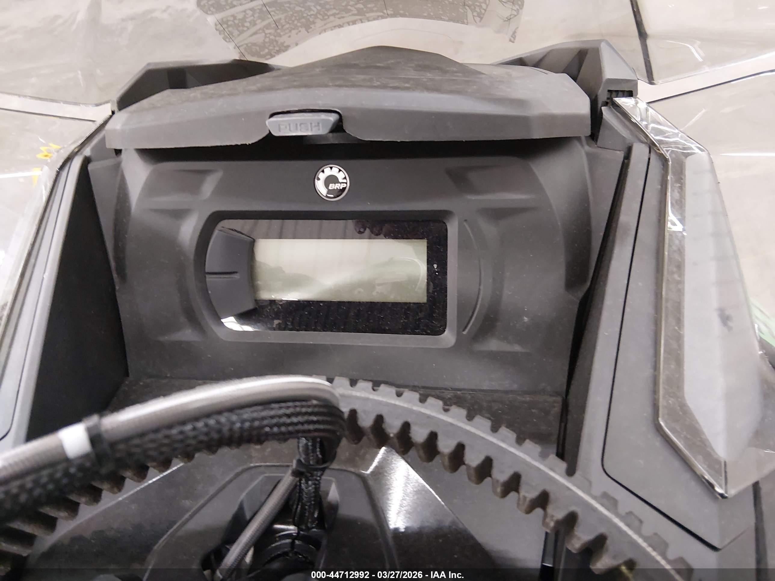 SKI DOO image 7