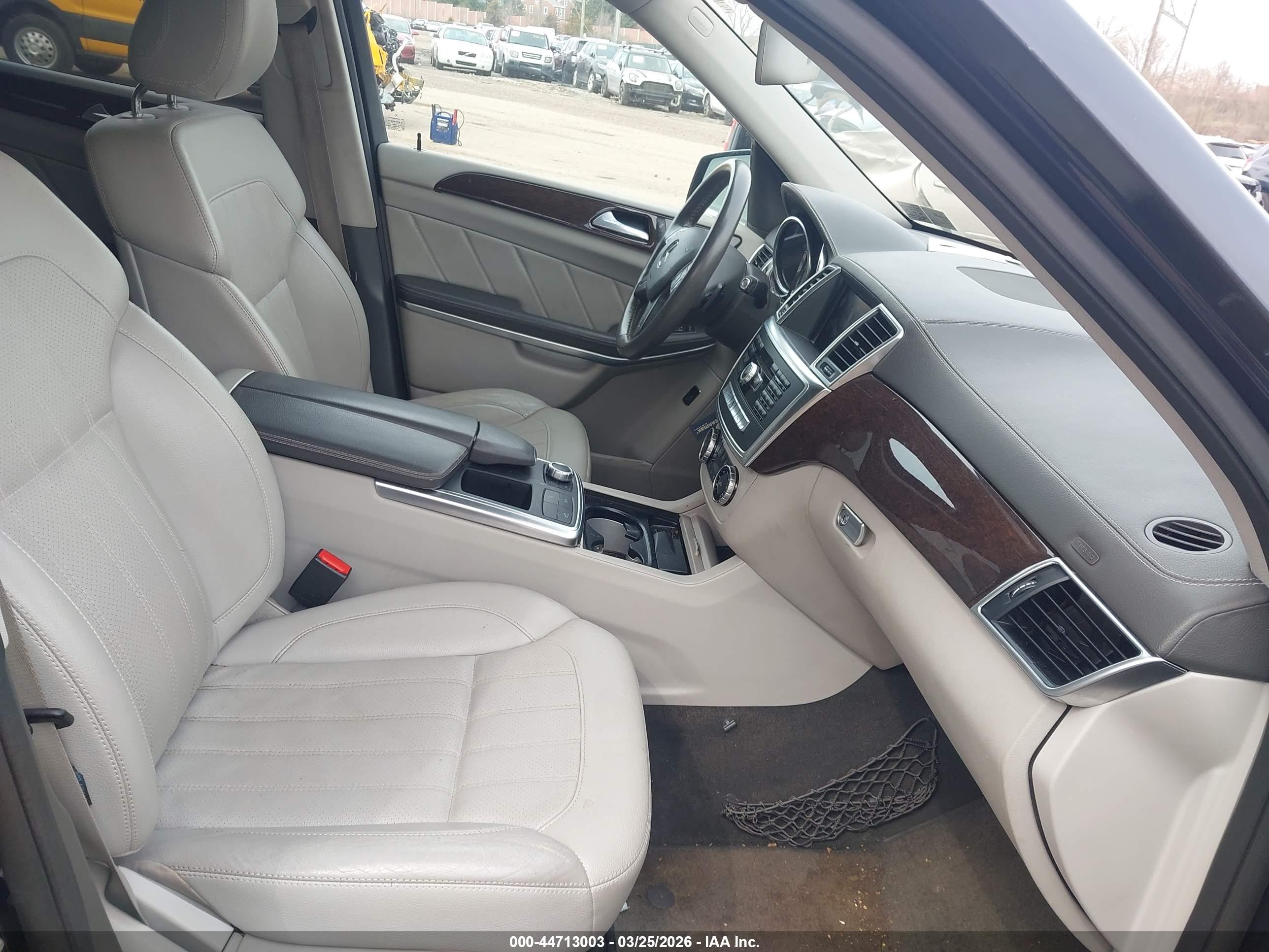 MERCEDES-BENZ GL image 5
