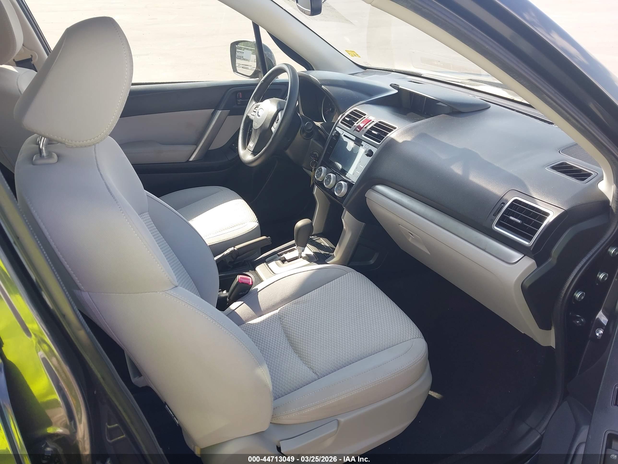 SUBARU FORESTER image 5