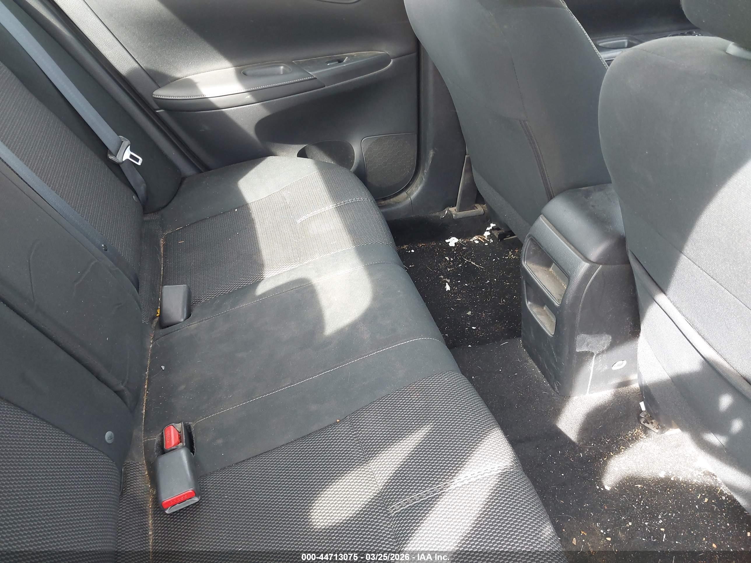 NISSAN SENTRA image 8